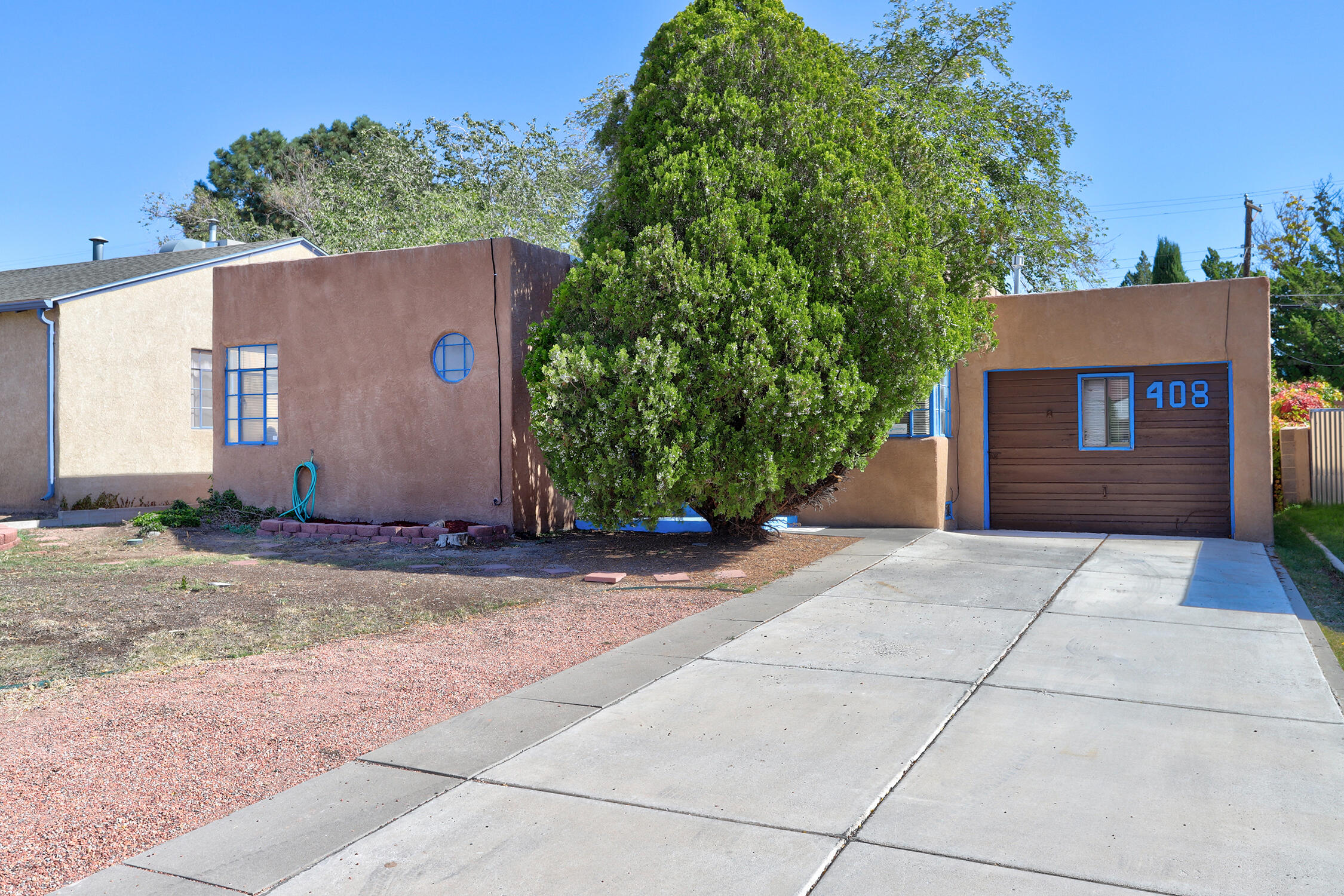 408 Carlisle Boulevard SE