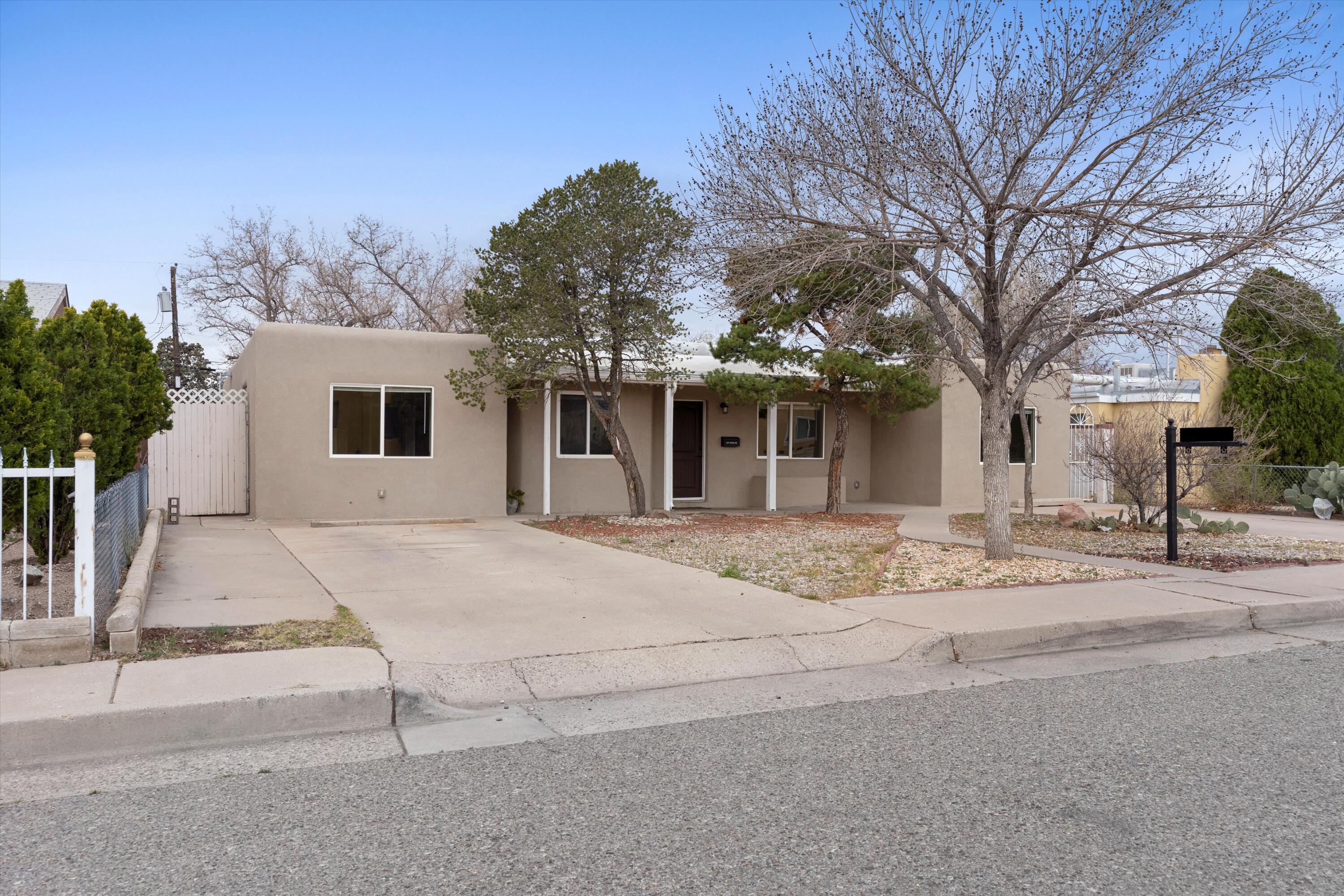2523 Cardenas Drive NE