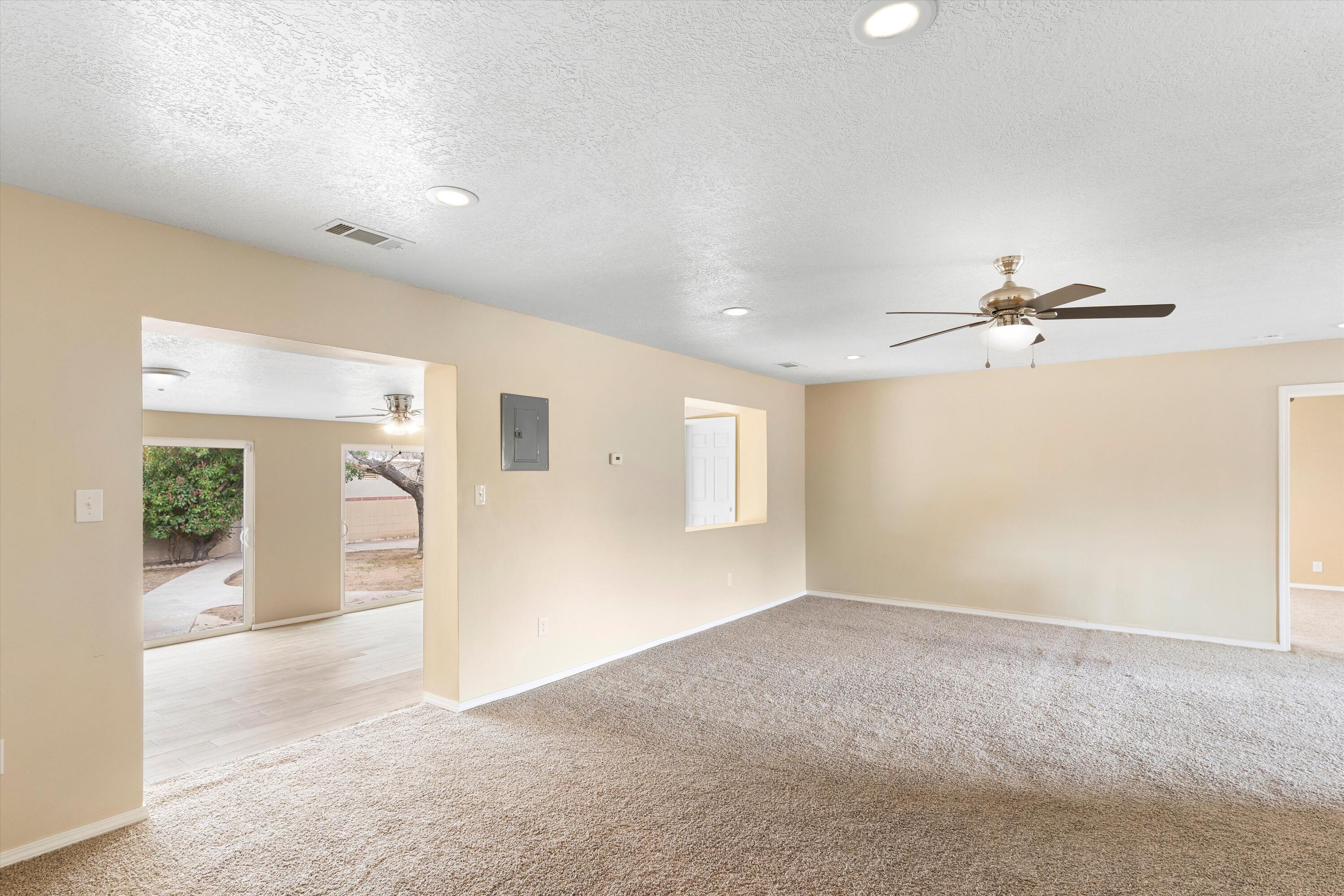 2523 Cardenas Drive NE