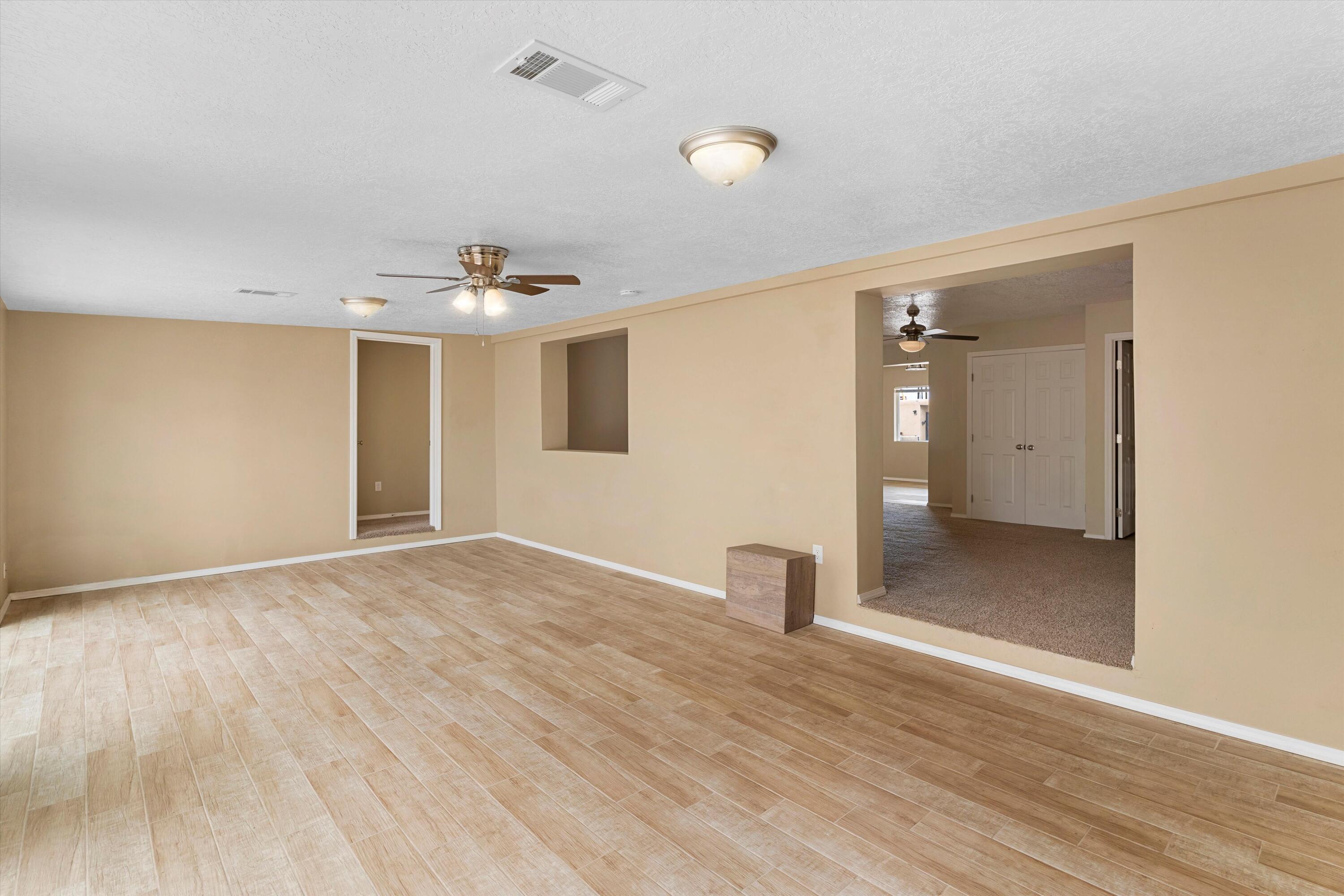2523 Cardenas Drive NE
