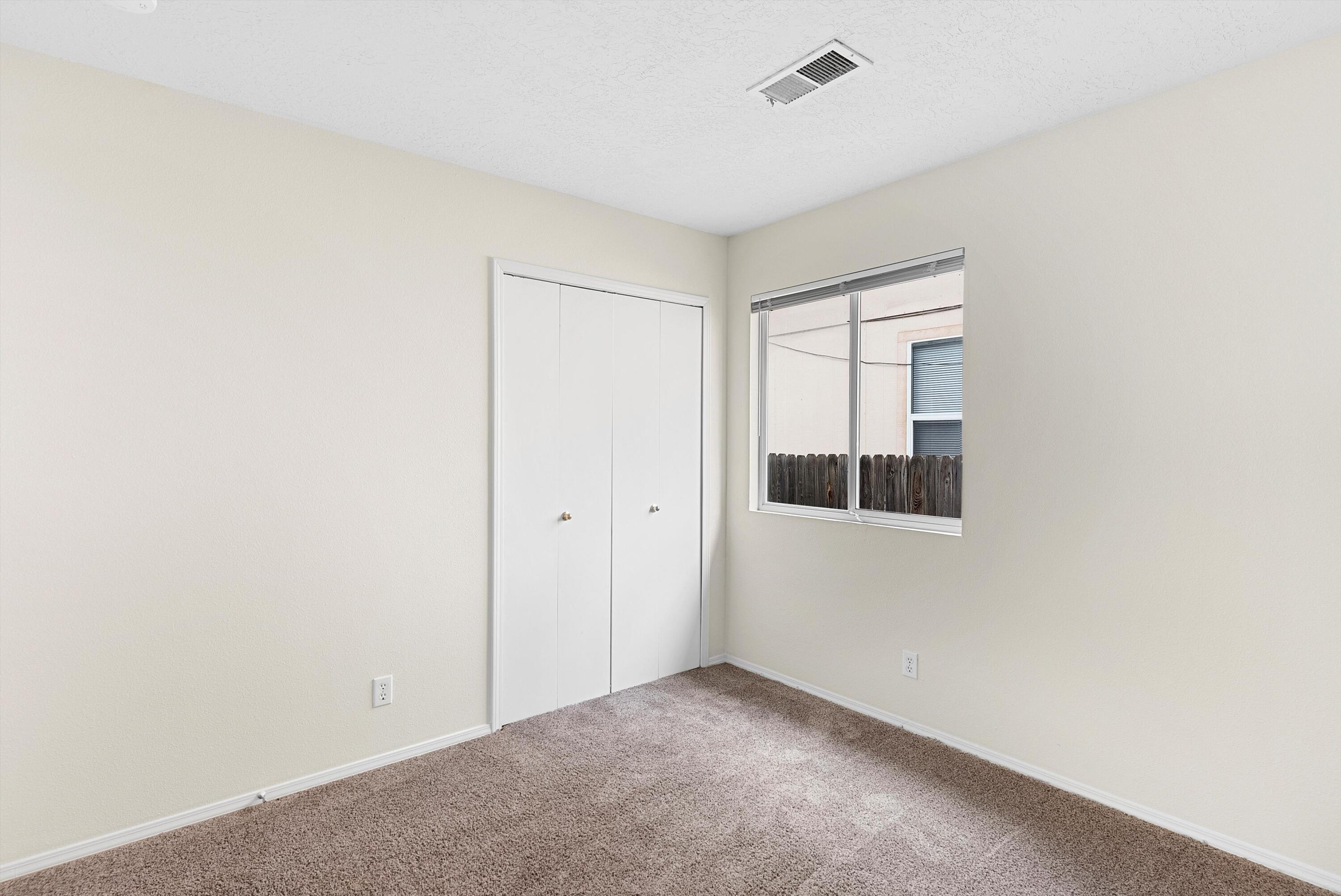 3004 Taos Meadows Drive NE