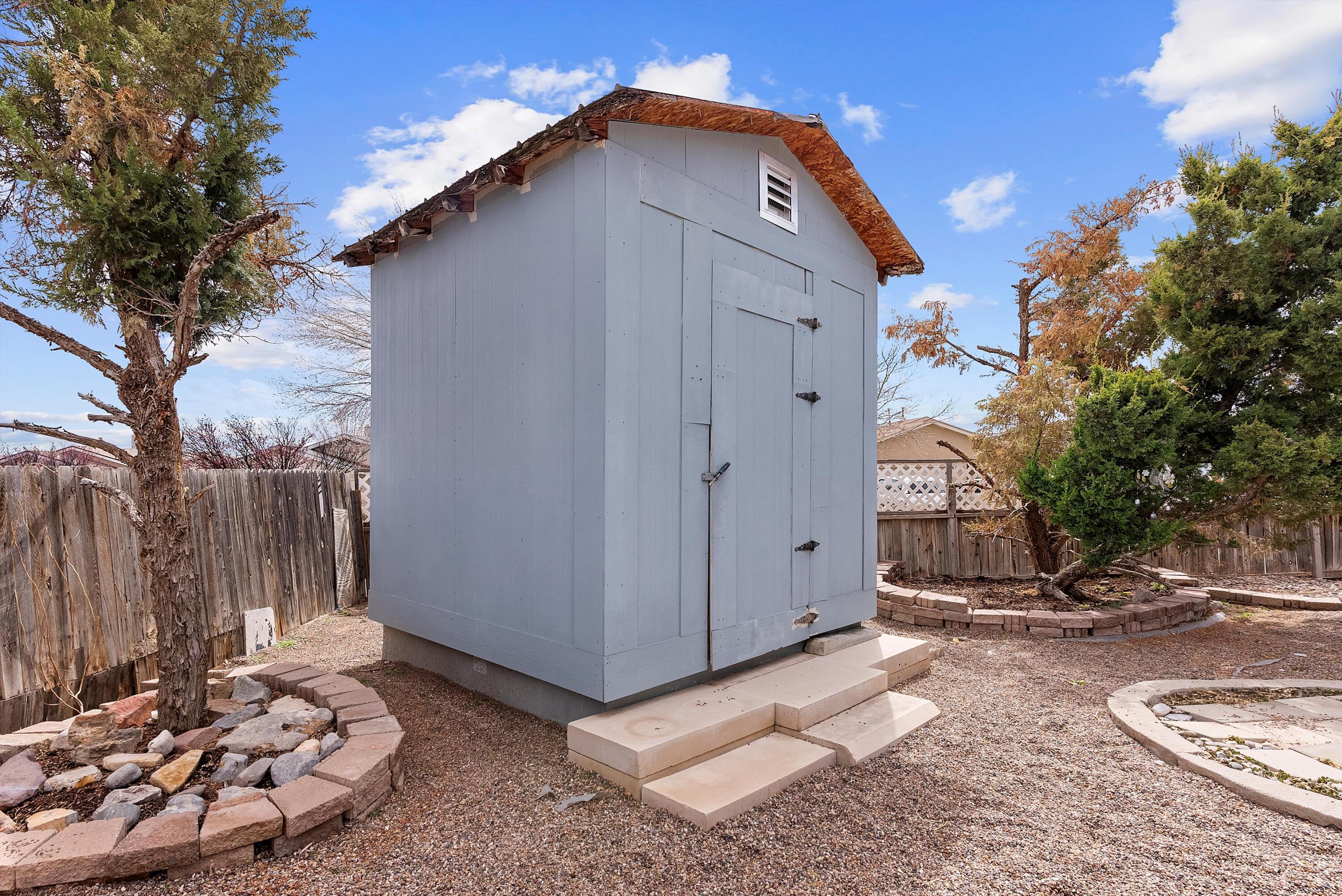 3004 Taos Meadows Drive NE