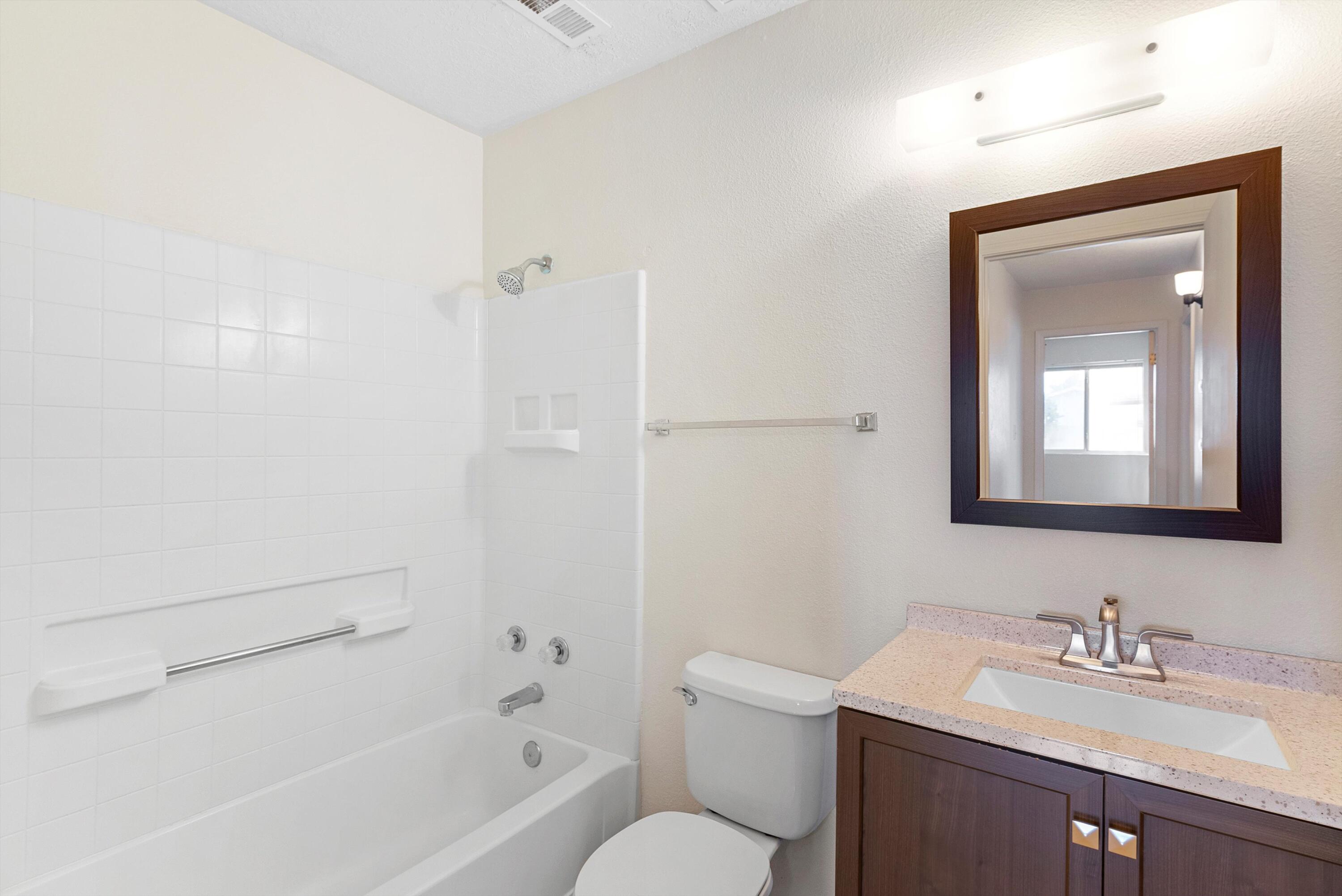 3004 Taos Meadows Drive NE