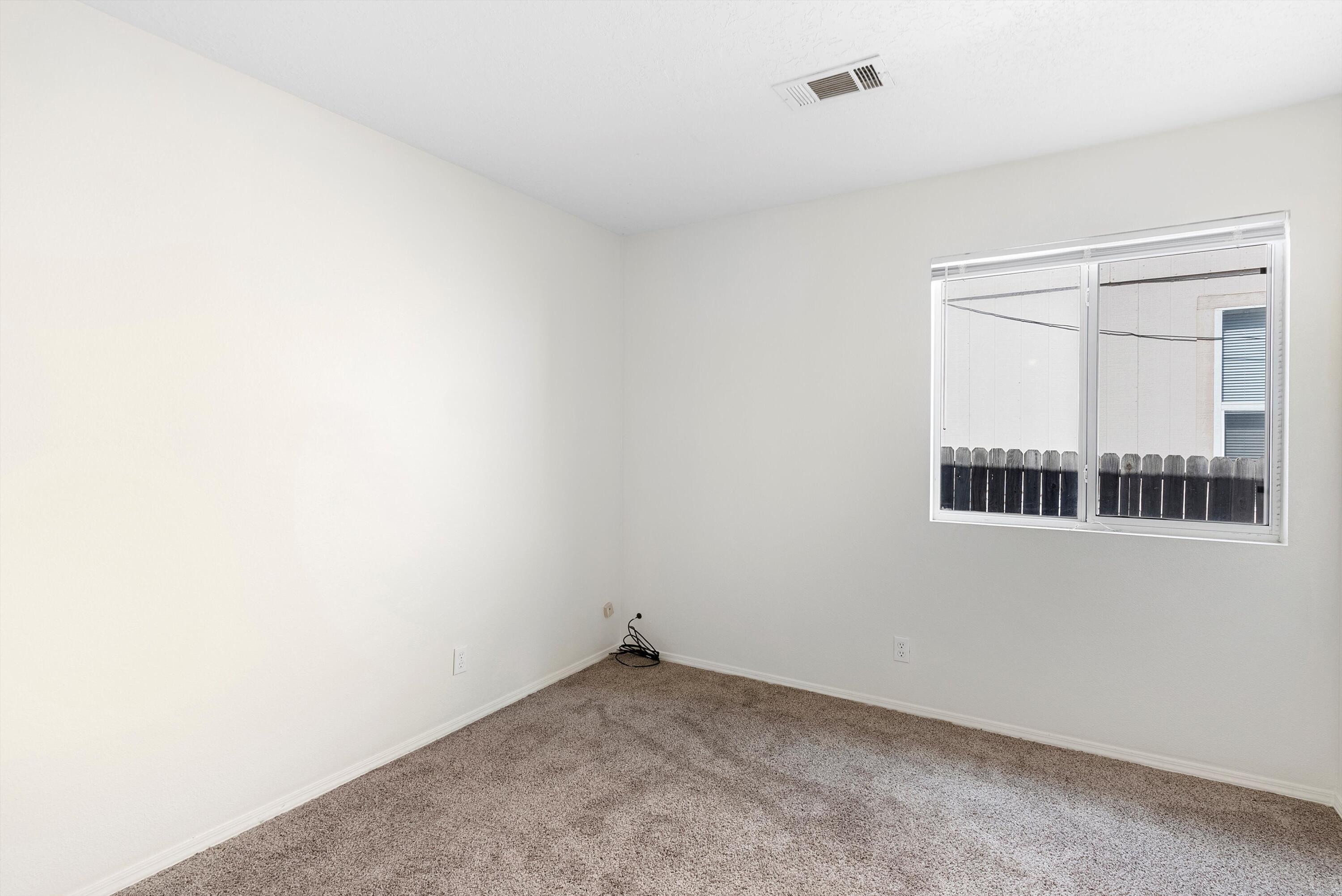 3004 Taos Meadows Drive NE