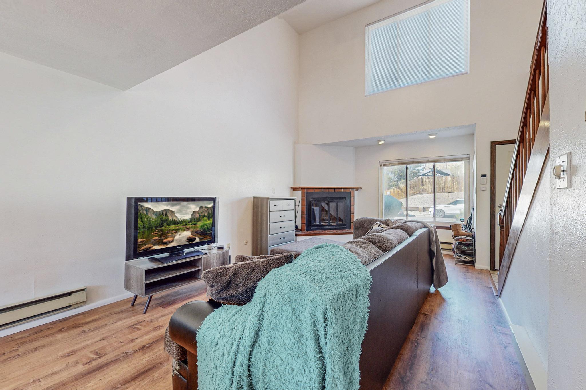 13412 Panorama Loop NE