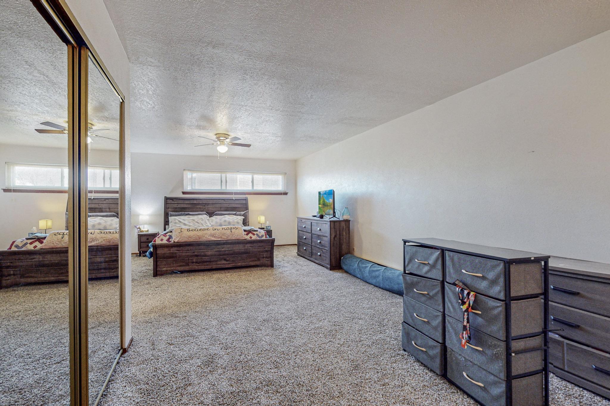 13412 Panorama Loop NE