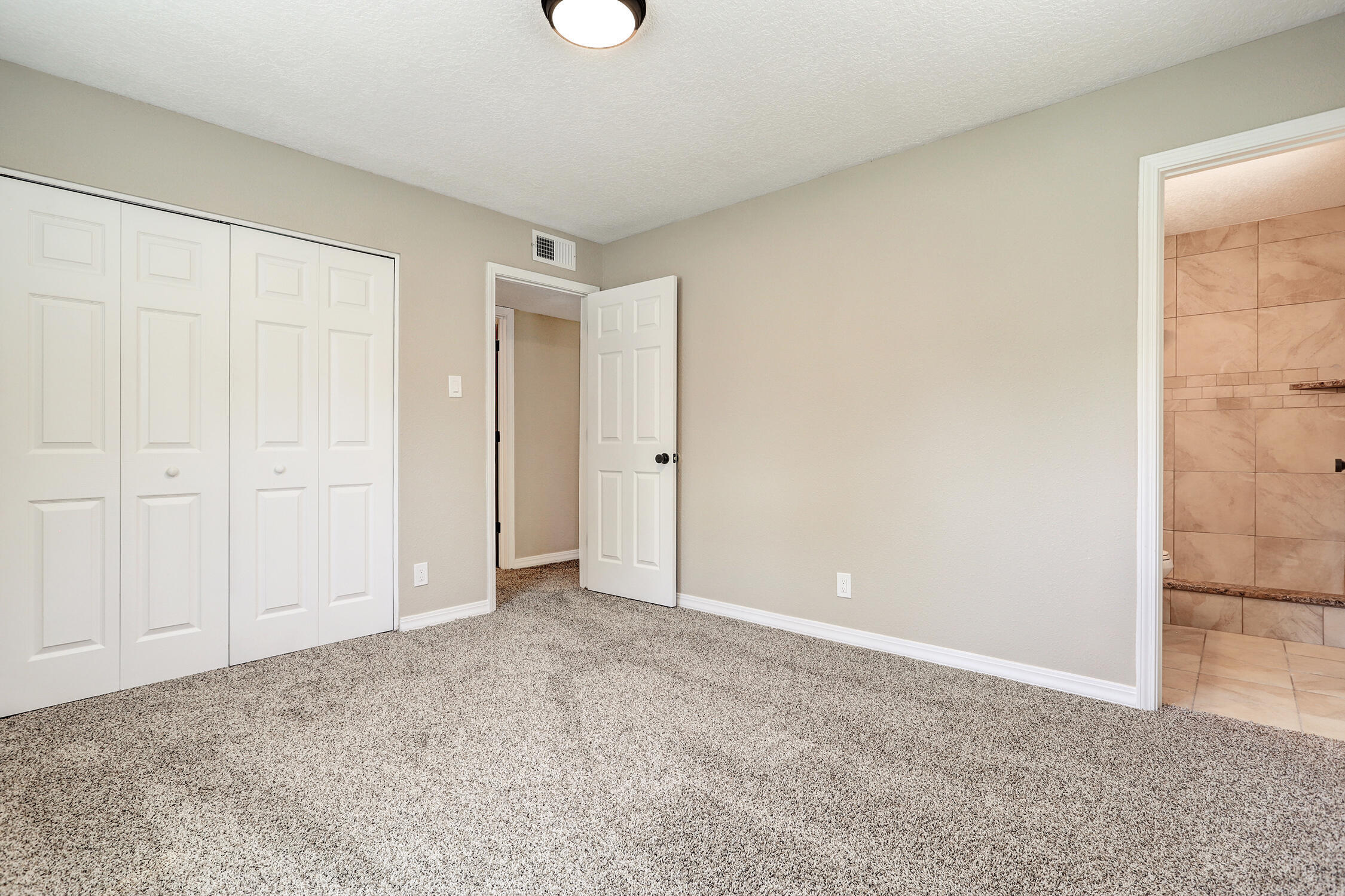 1108 Landman Drive NE