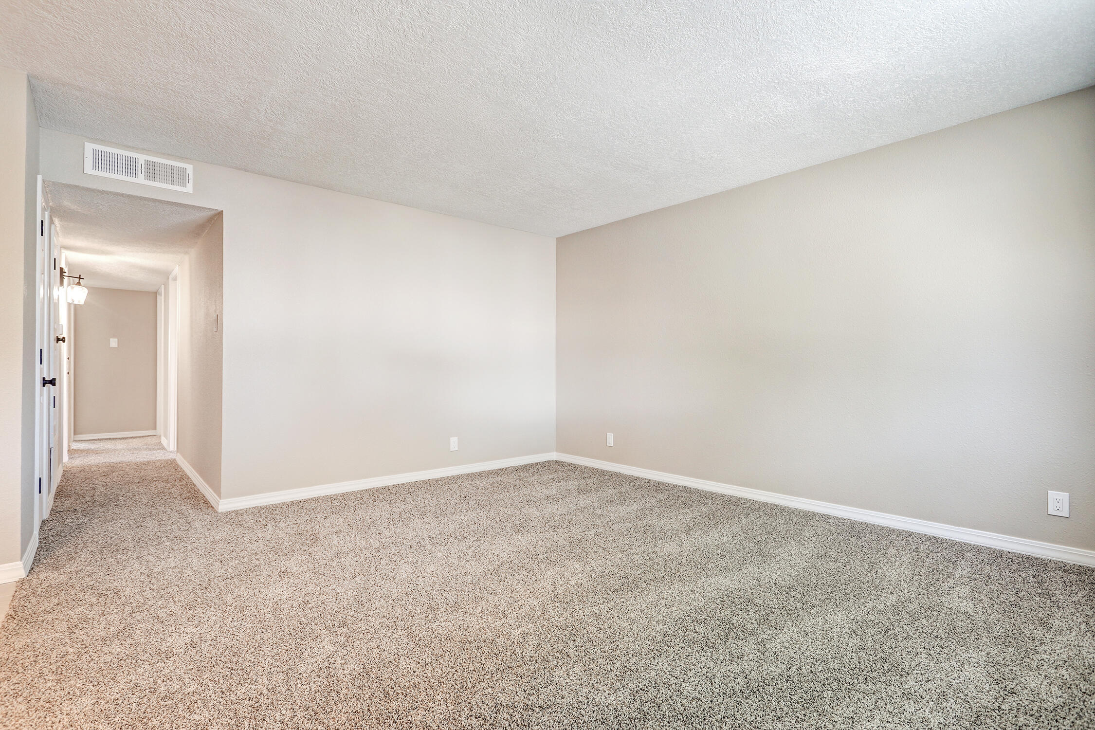 1108 Landman Drive NE