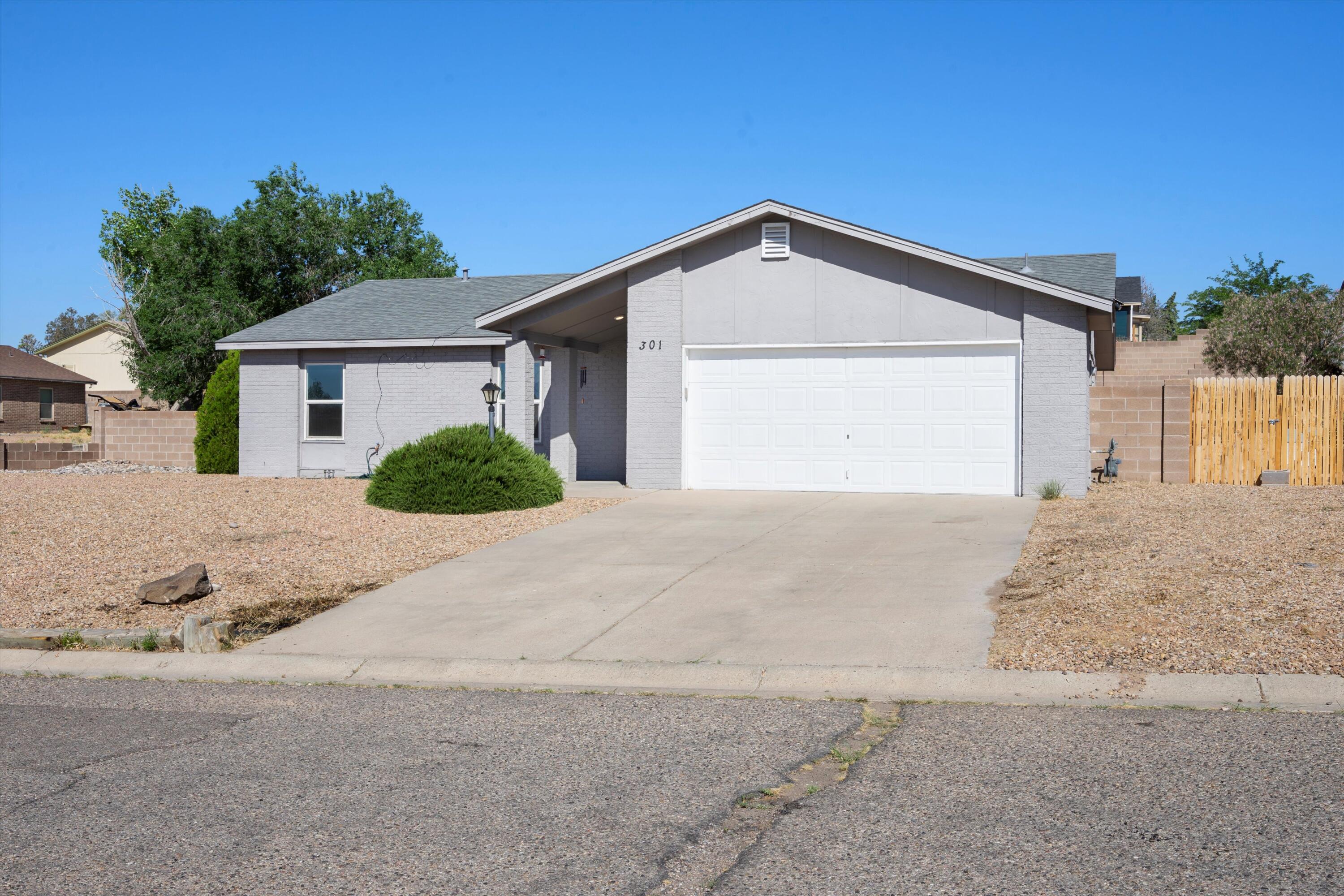 301 Limestone Court NE