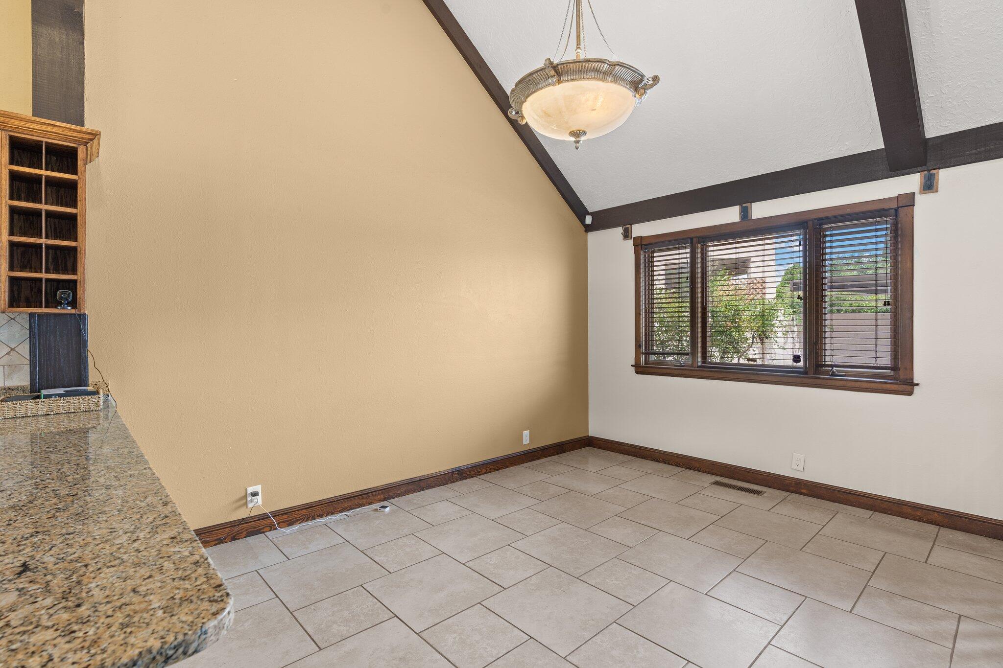 5154 Lomas De Atrisco Road NW