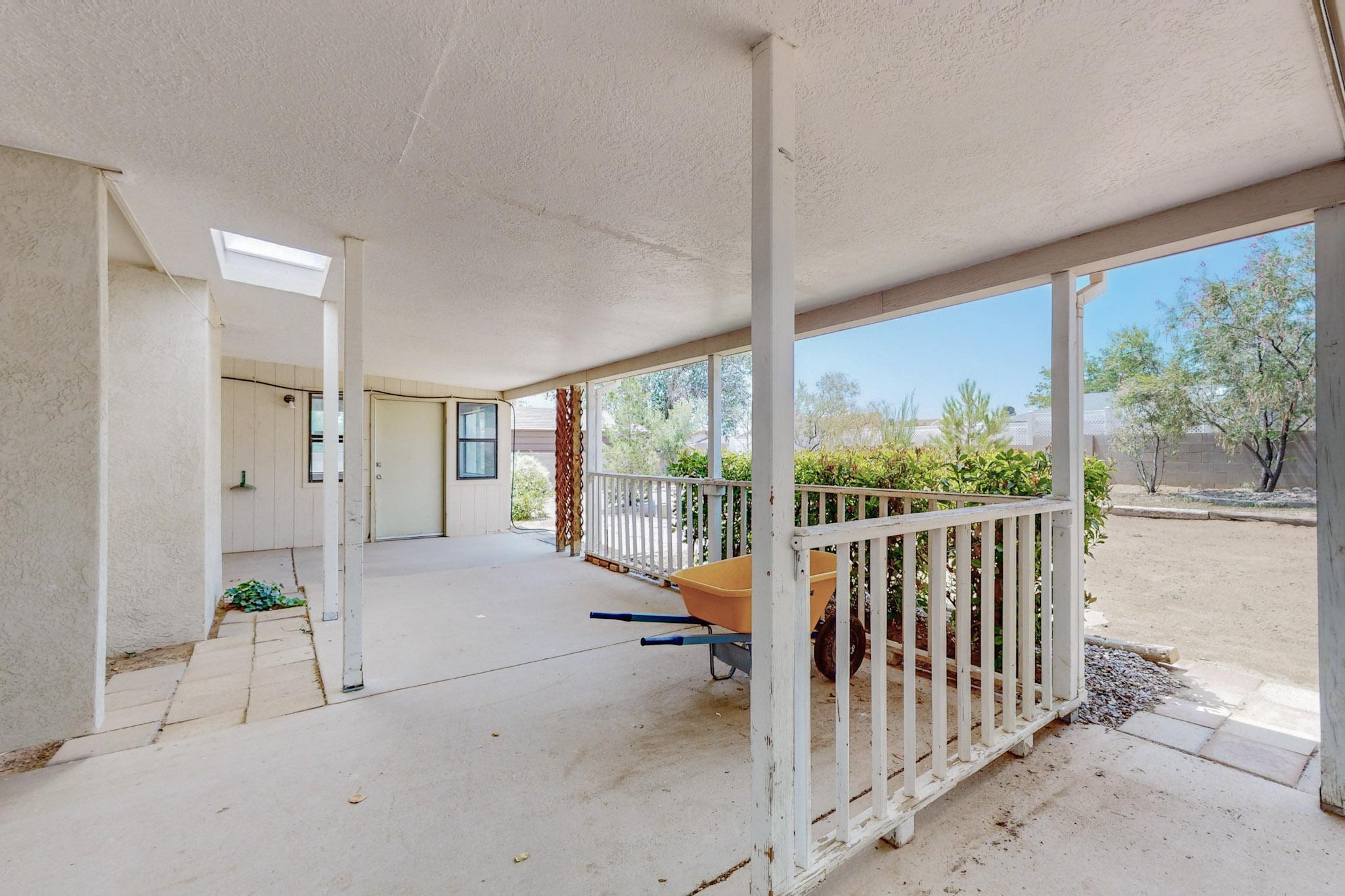 451 Stallion Road SE