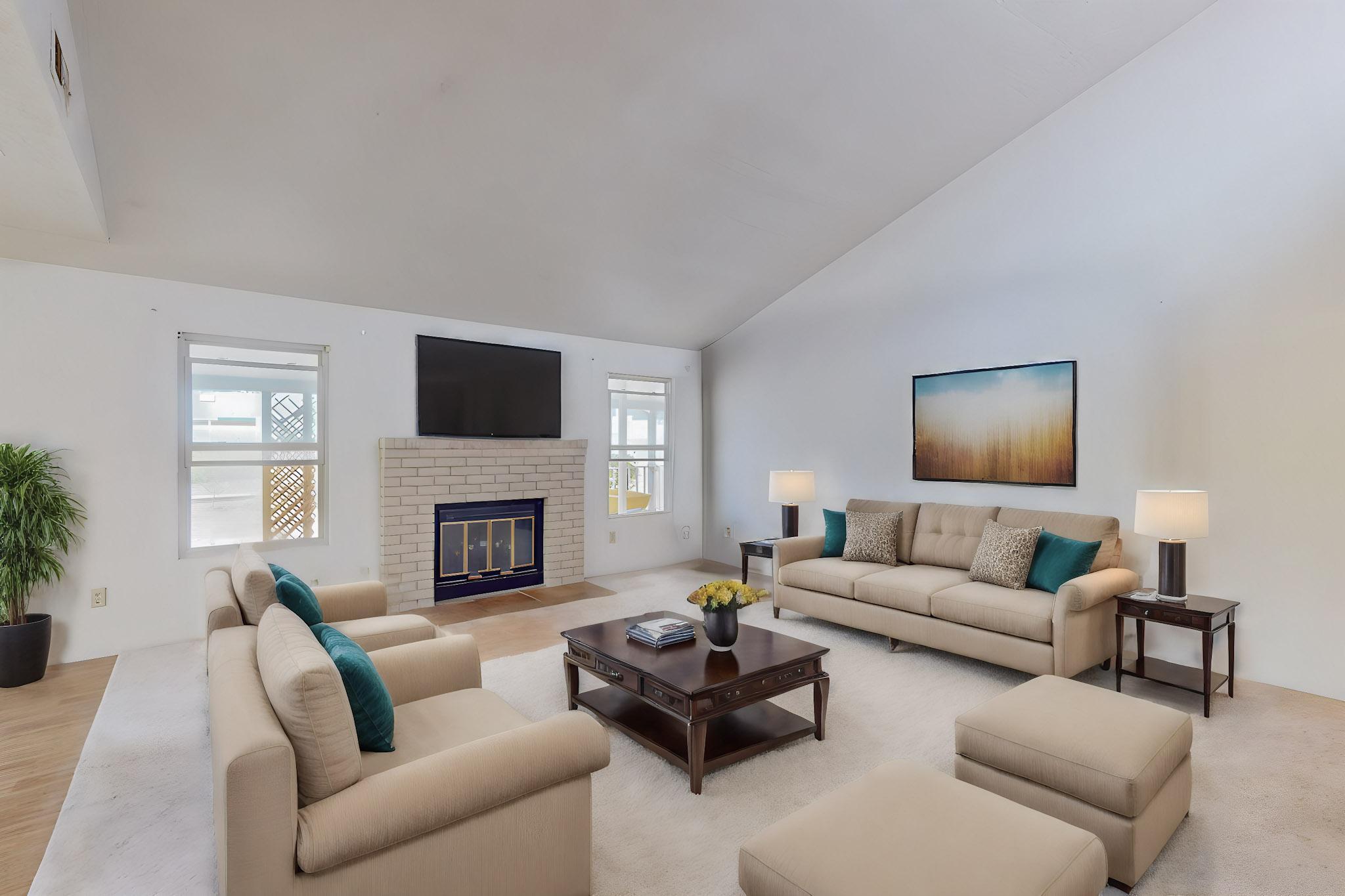 451 Stallion Road SE