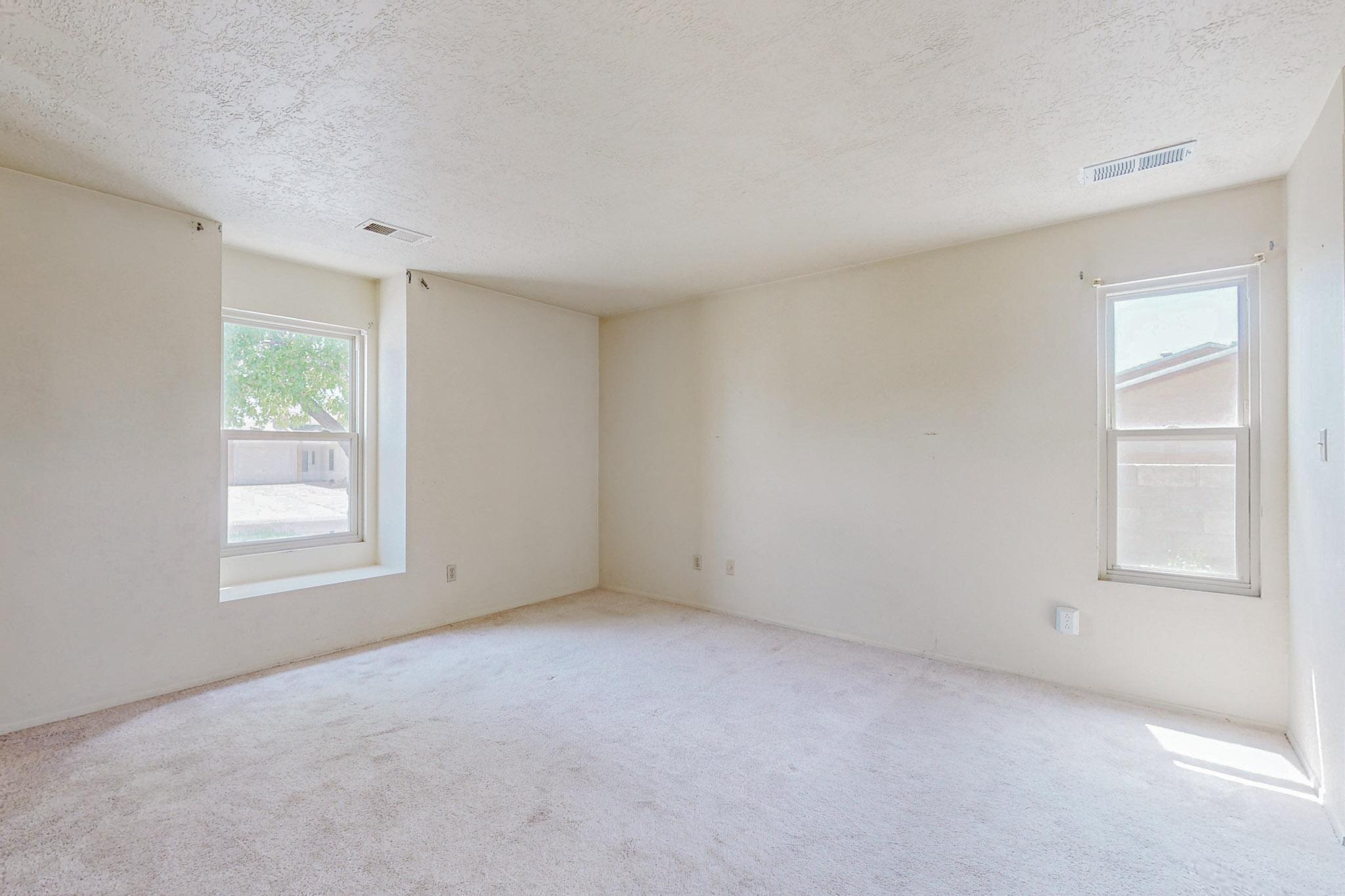 451 Stallion Road SE