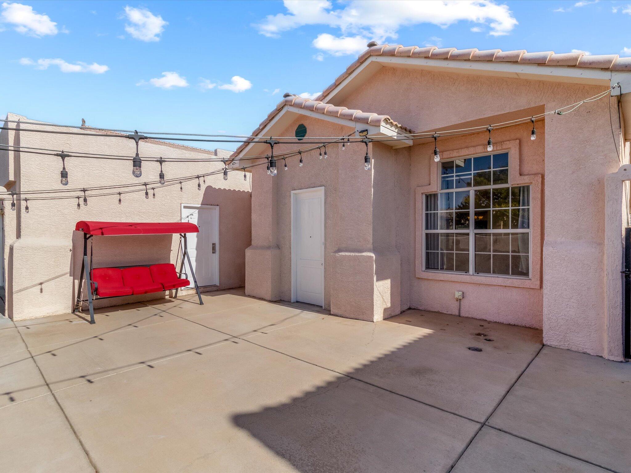 8301 Calle Ensueno NW