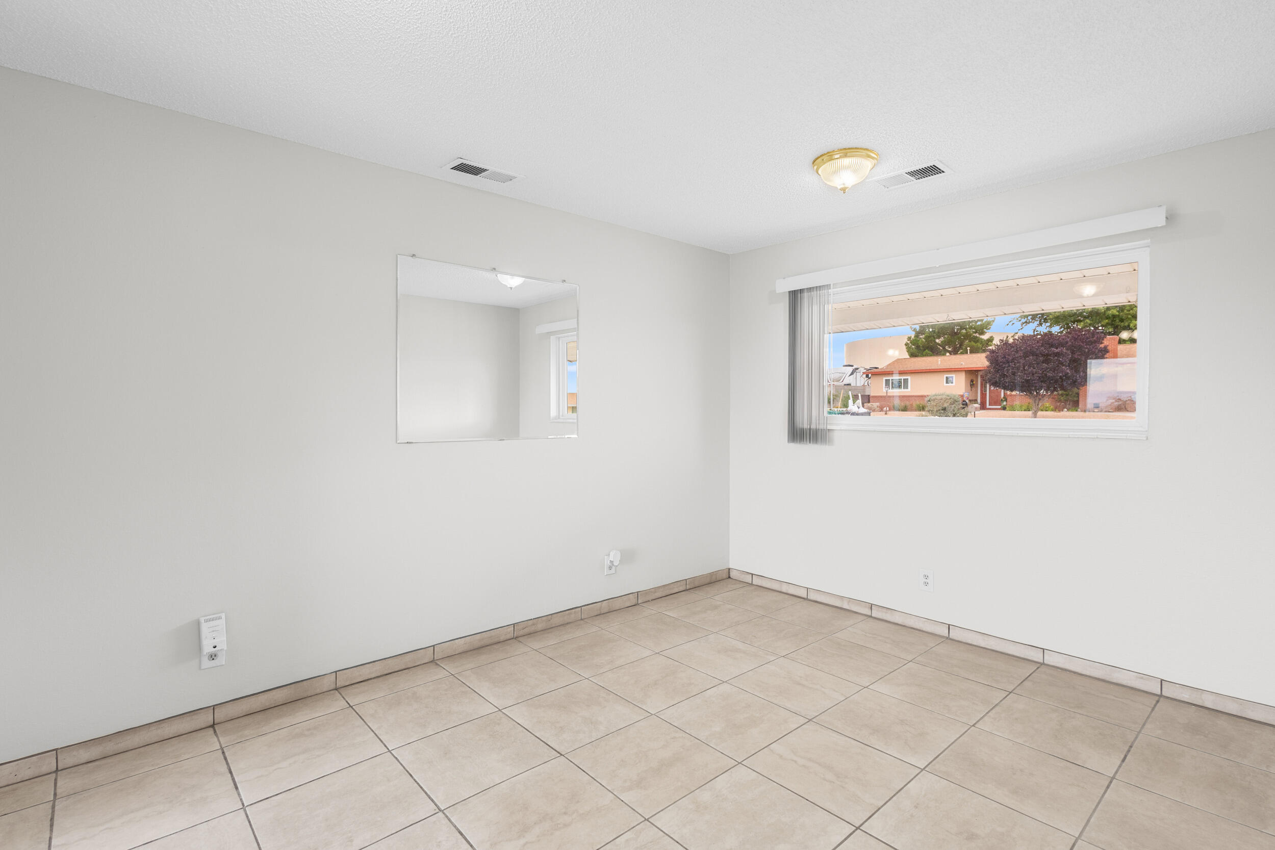 1710 Daybreak Road SE