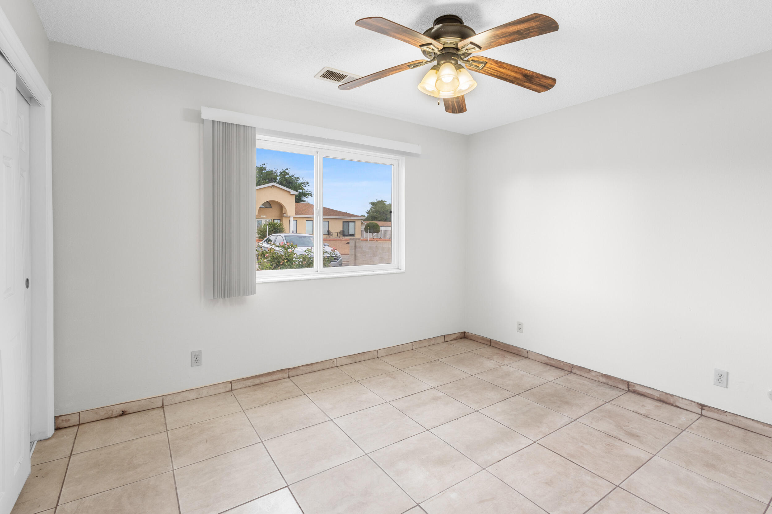 1710 Daybreak Road SE