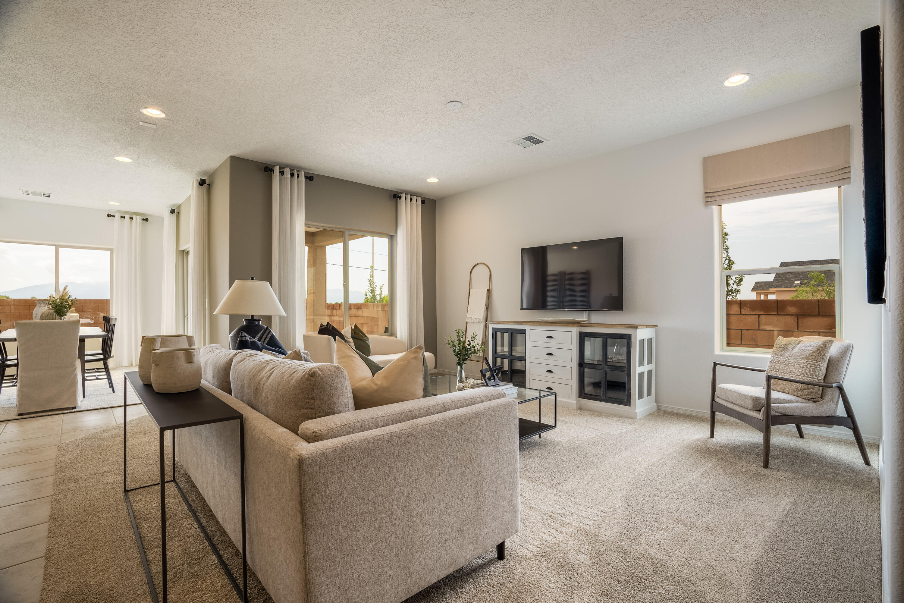 176 Prism Avenue SW