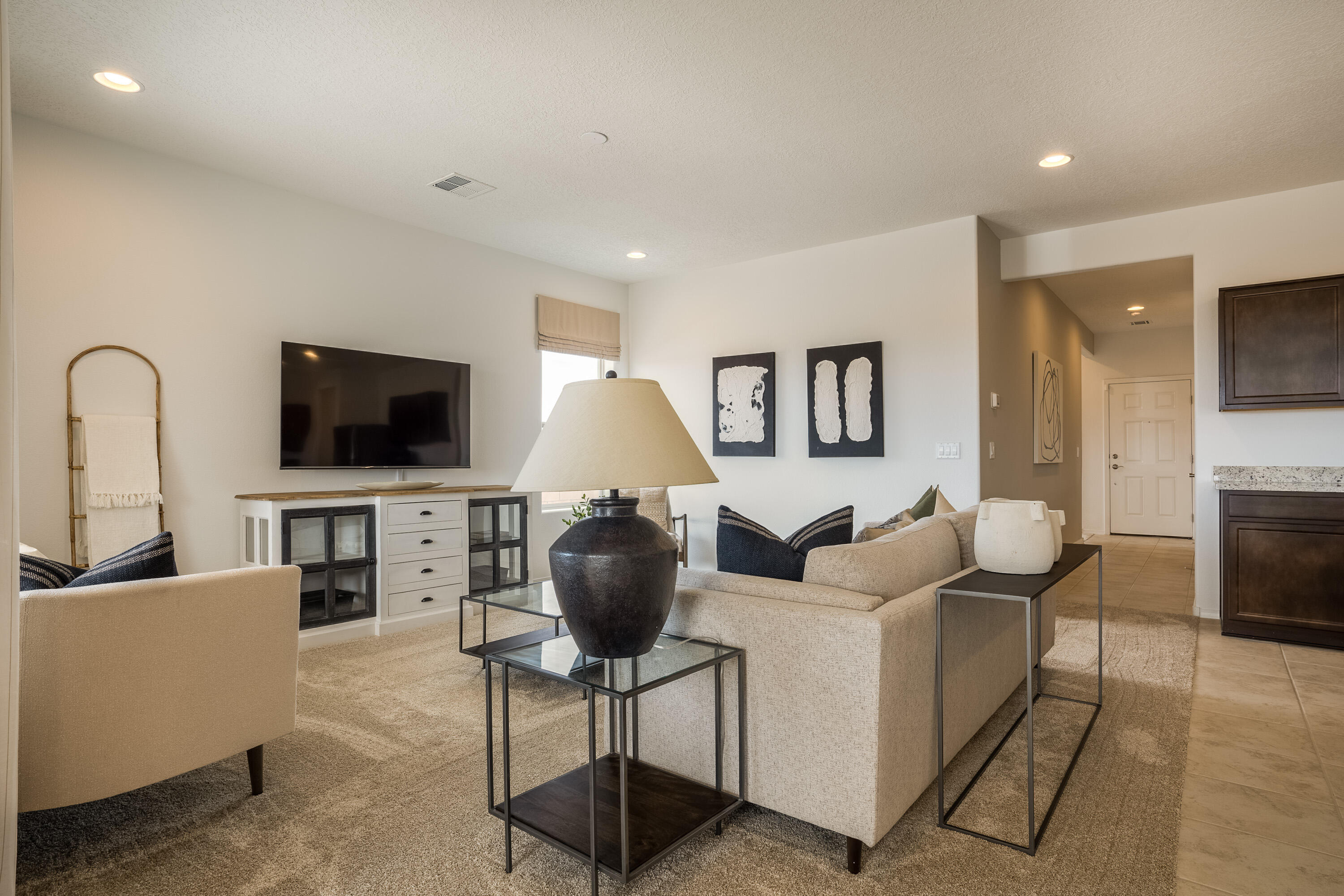 176 Prism Avenue SW
