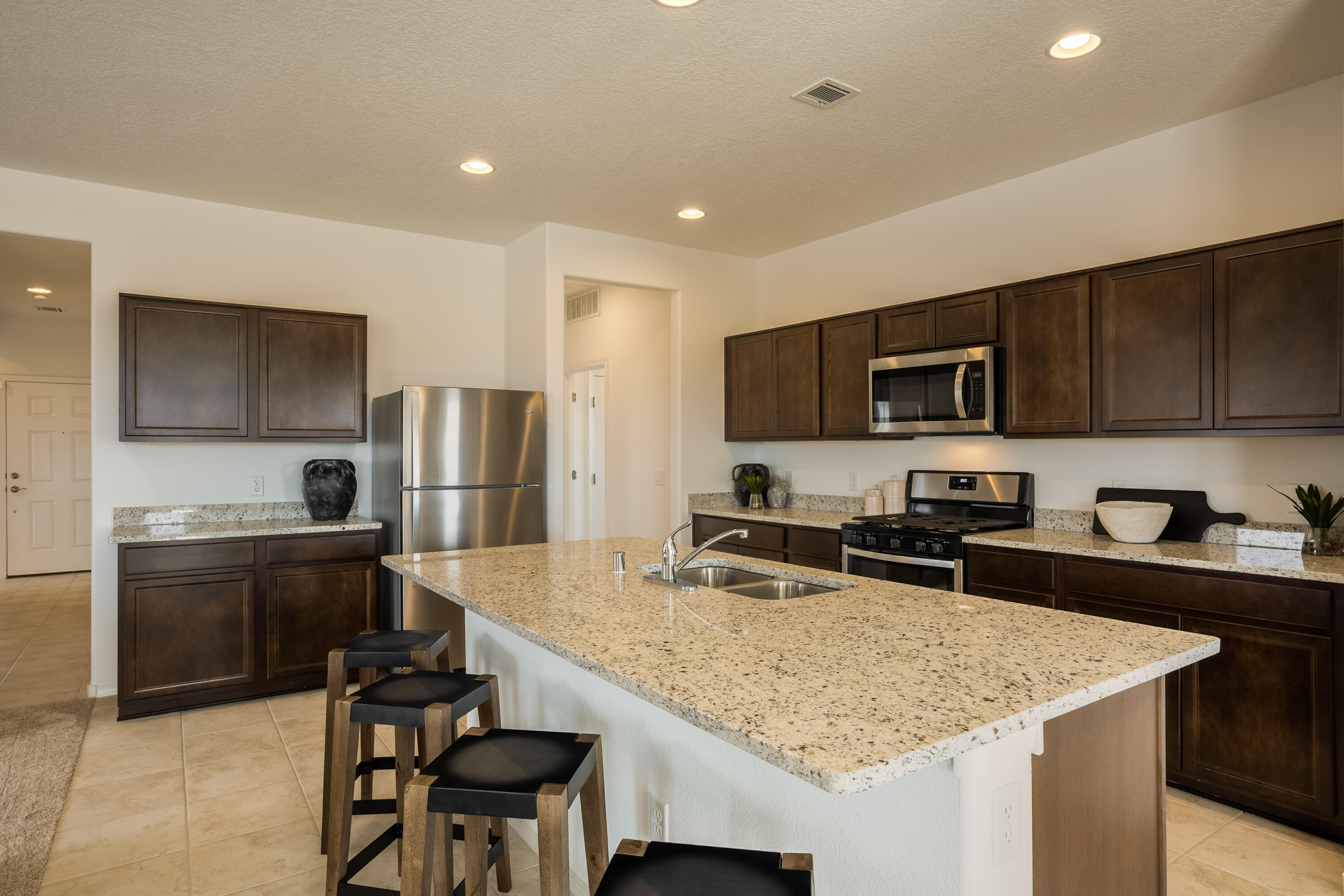 176 Prism Avenue SW