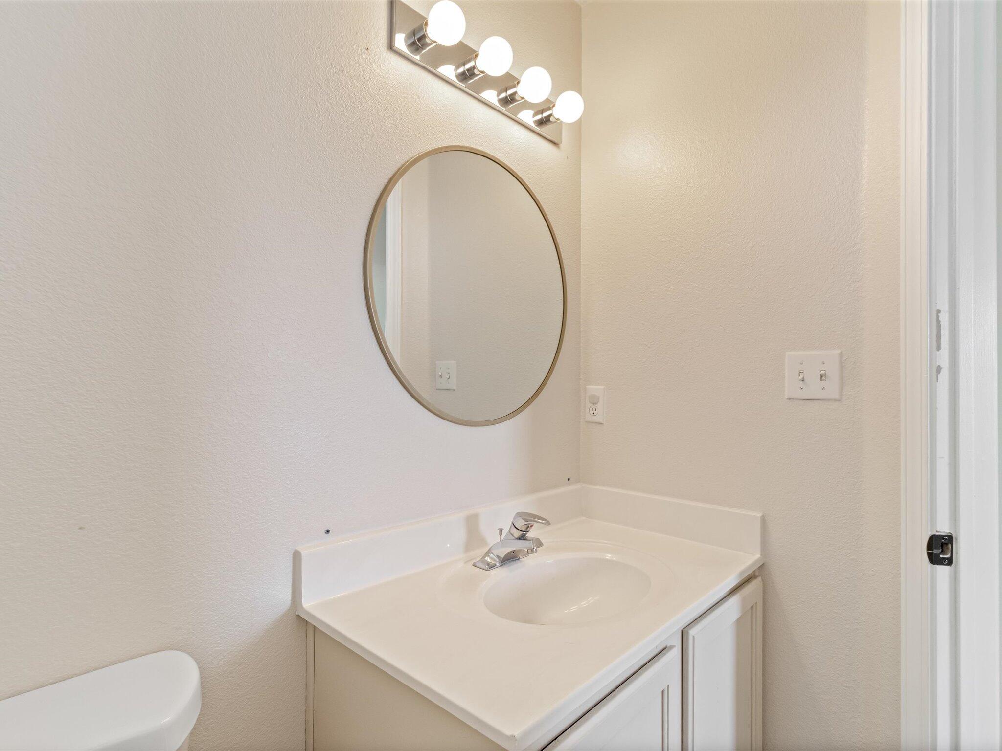 8019 Vista Estrella Lane SW