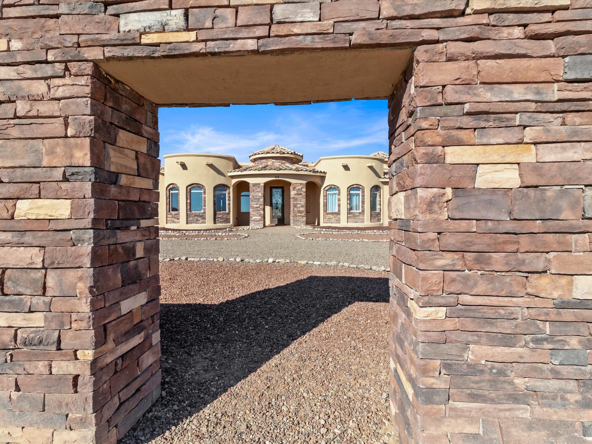 102 Desert Luna Road