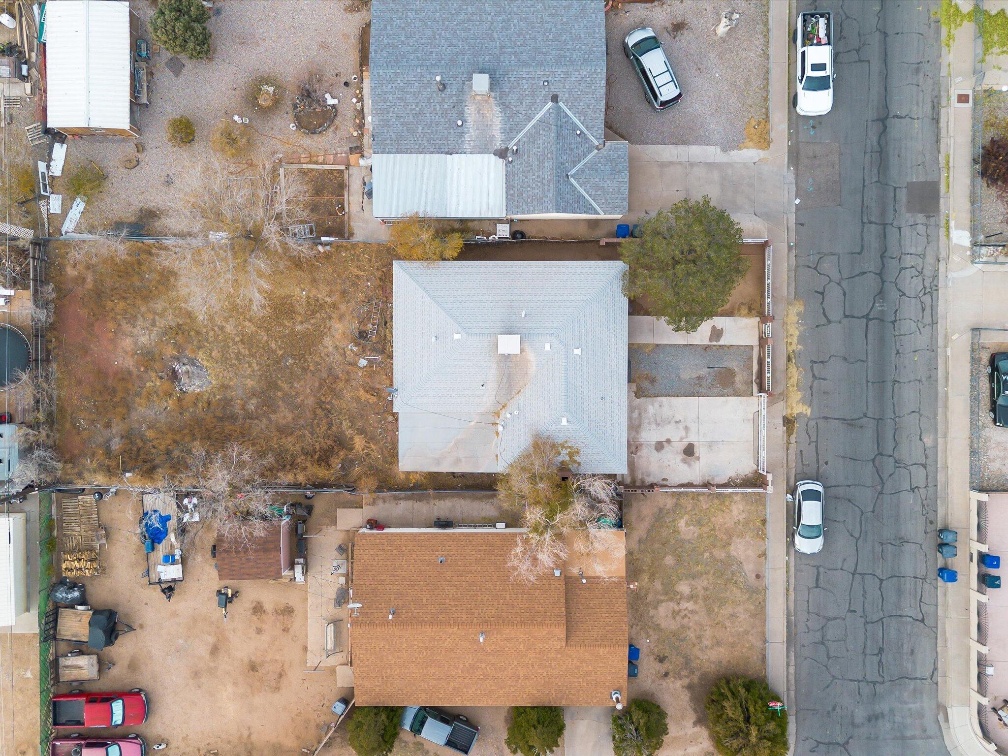 205 GLORIETA Street NE