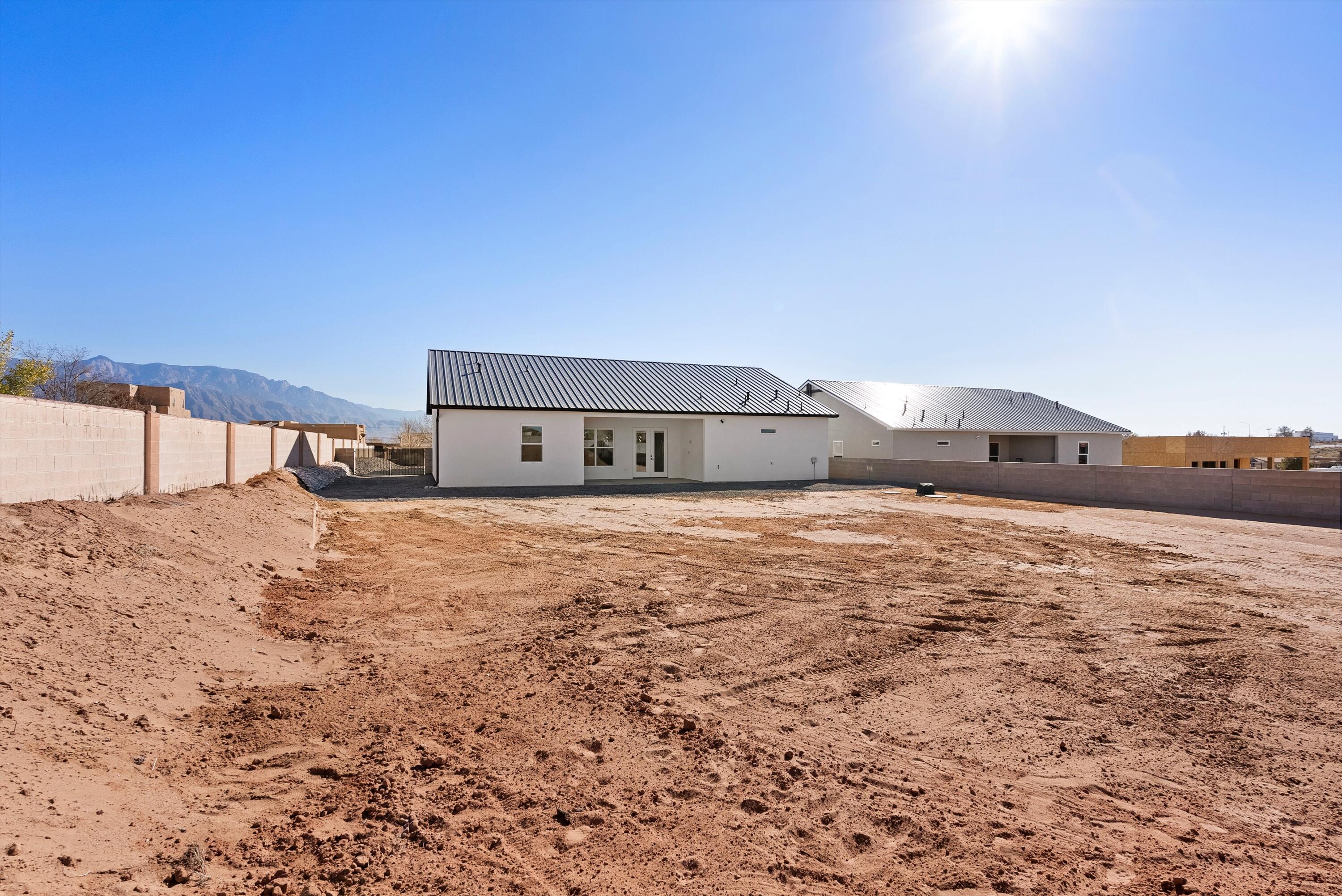 1541 Monterrey Road NE