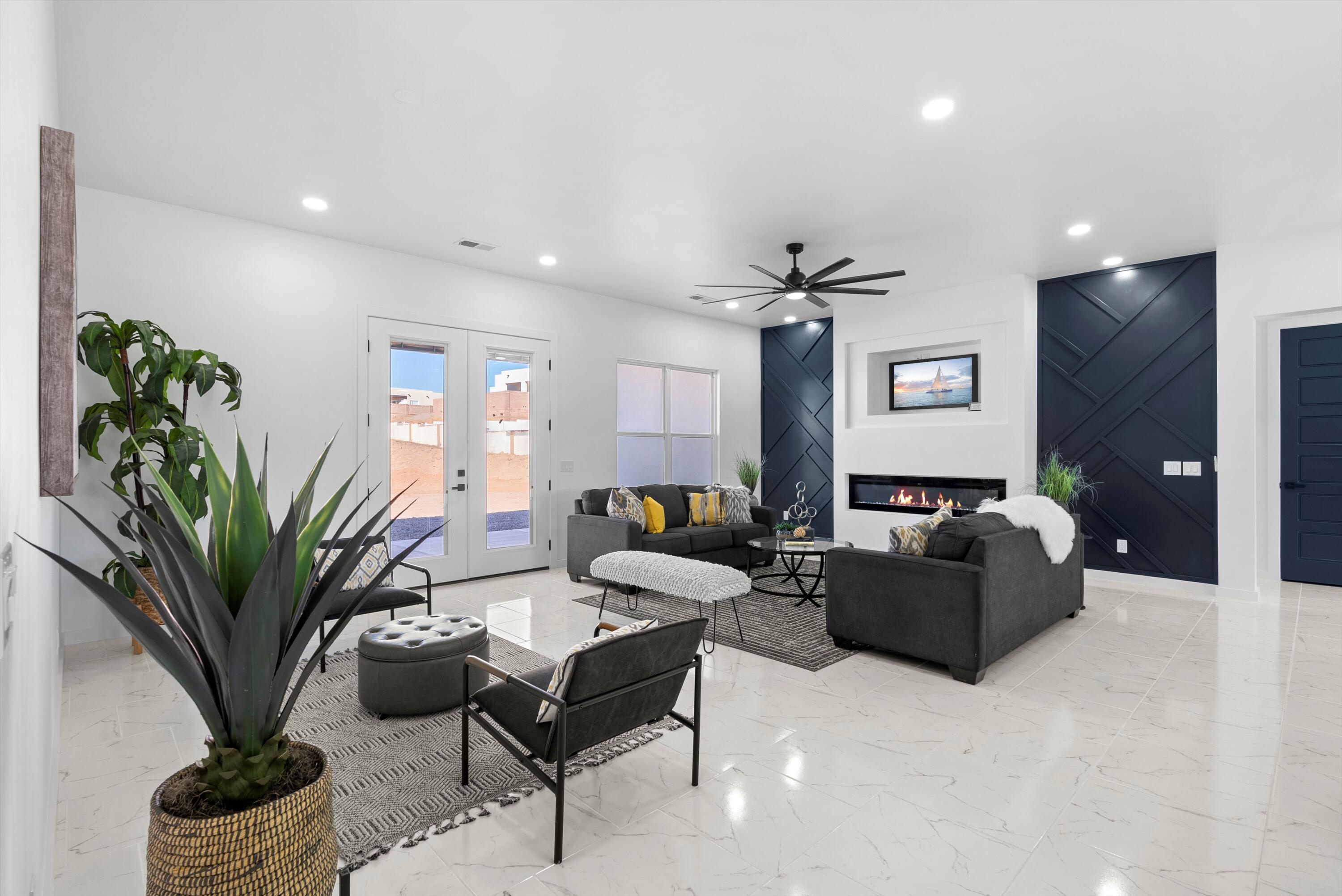 1541 Monterrey Road NE