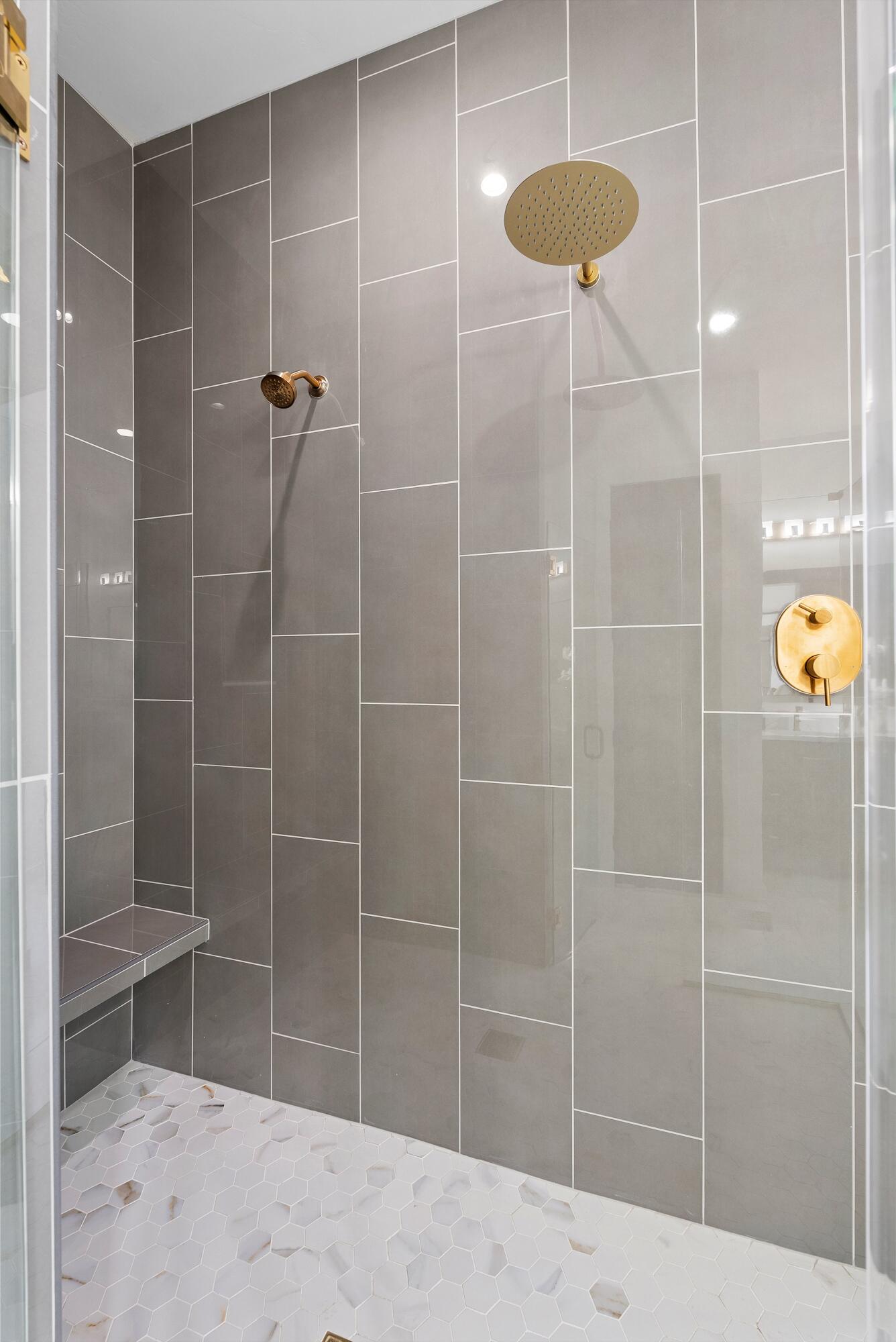 1541 Monterrey Road NE