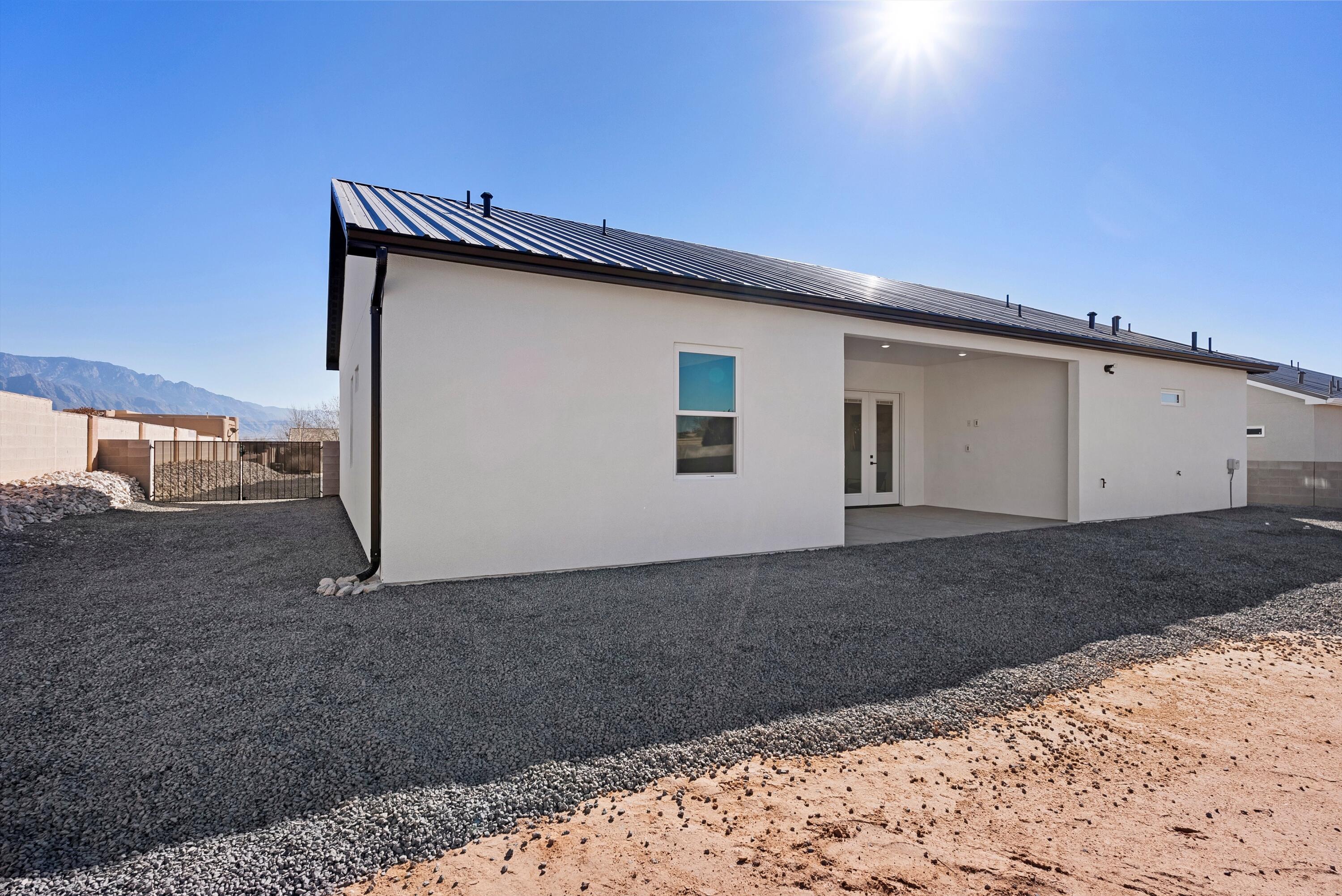 1541 Monterrey Road NE