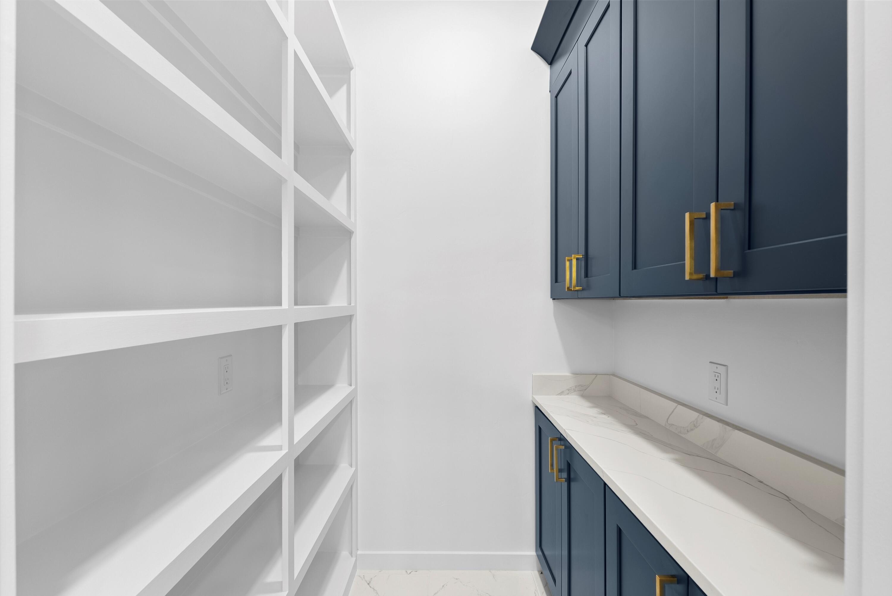 1541 Monterrey Road NE