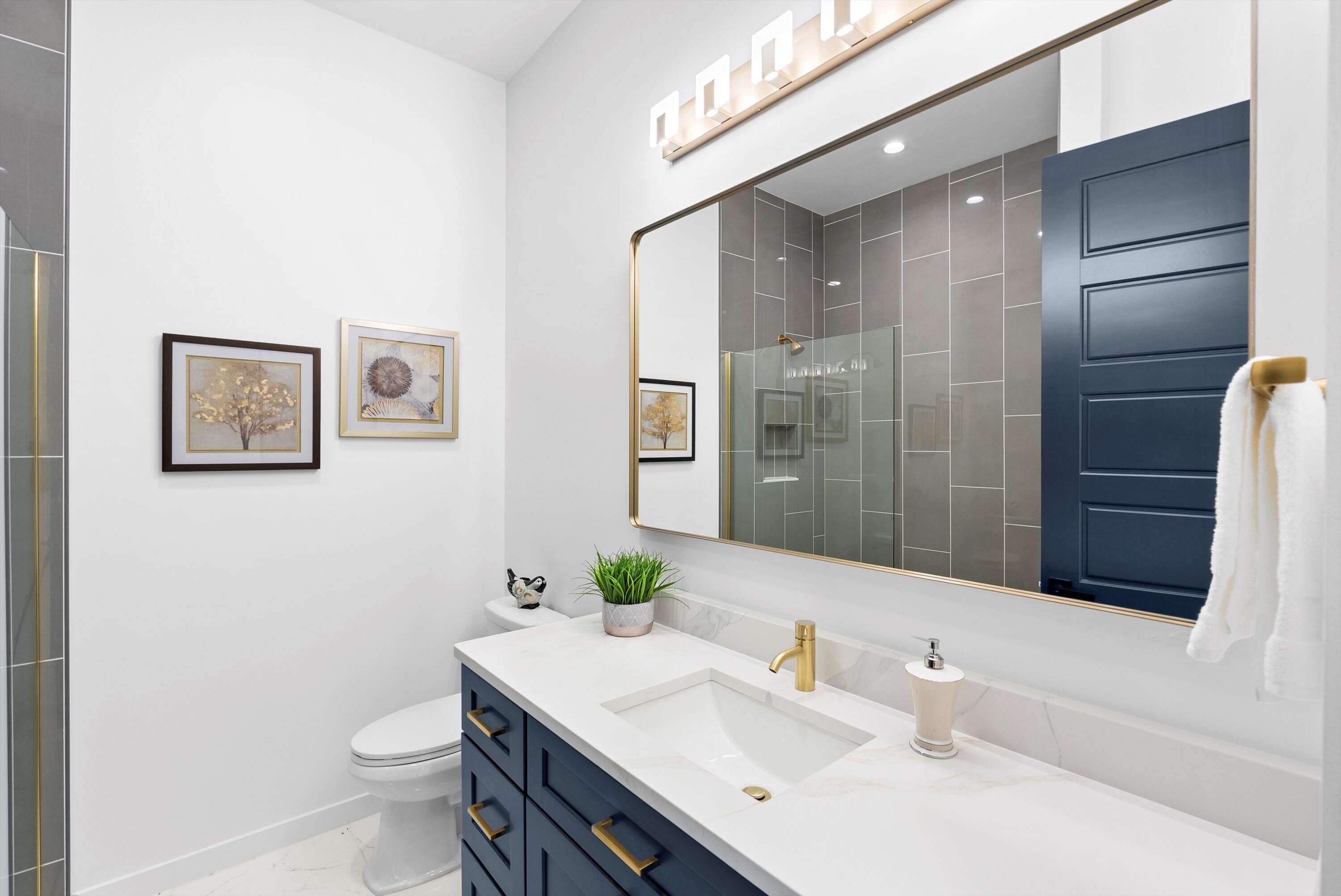 1541 Monterrey Road NE