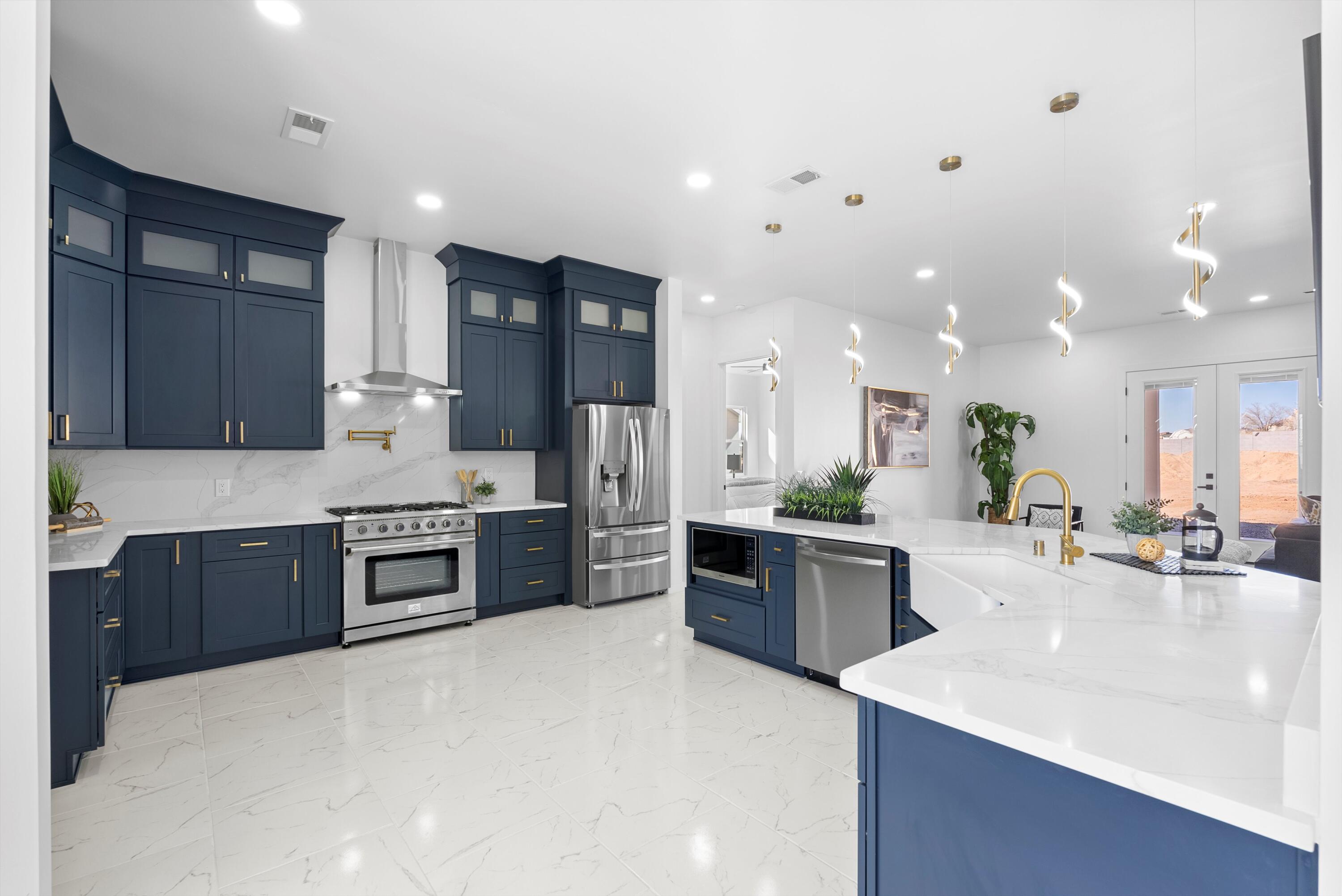 1541 Monterrey Road NE