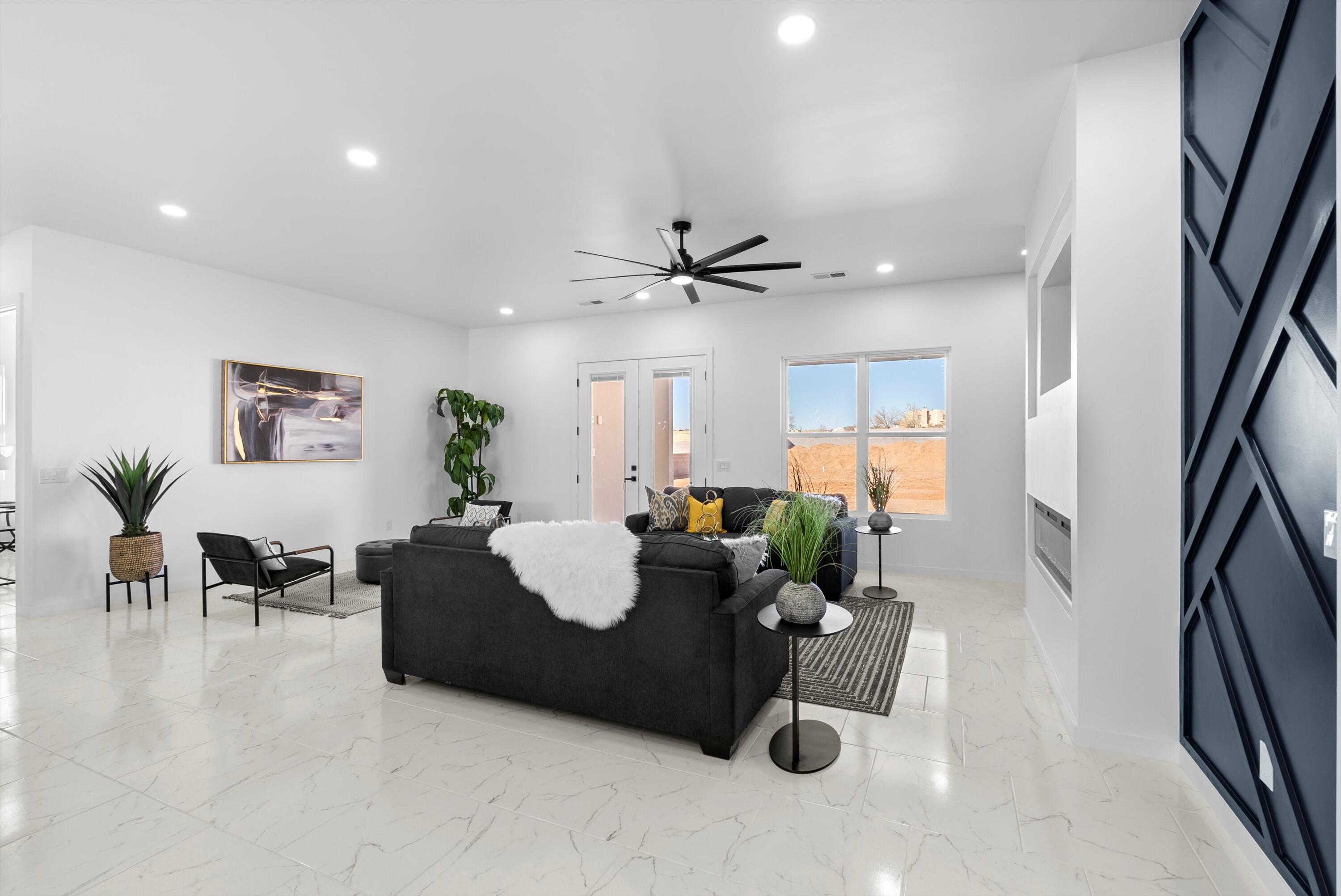 1541 Monterrey Road NE