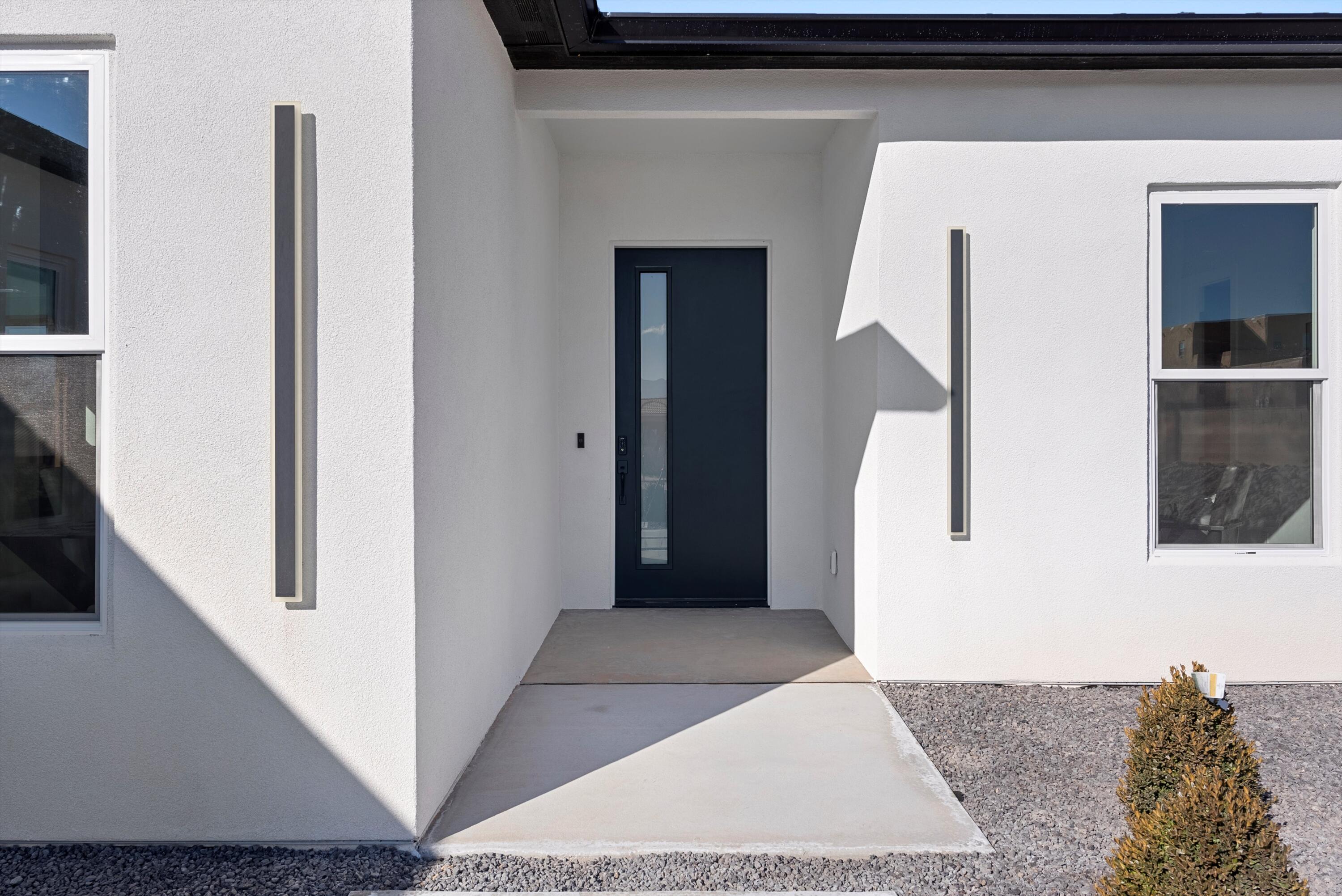 1541 Monterrey Road NE