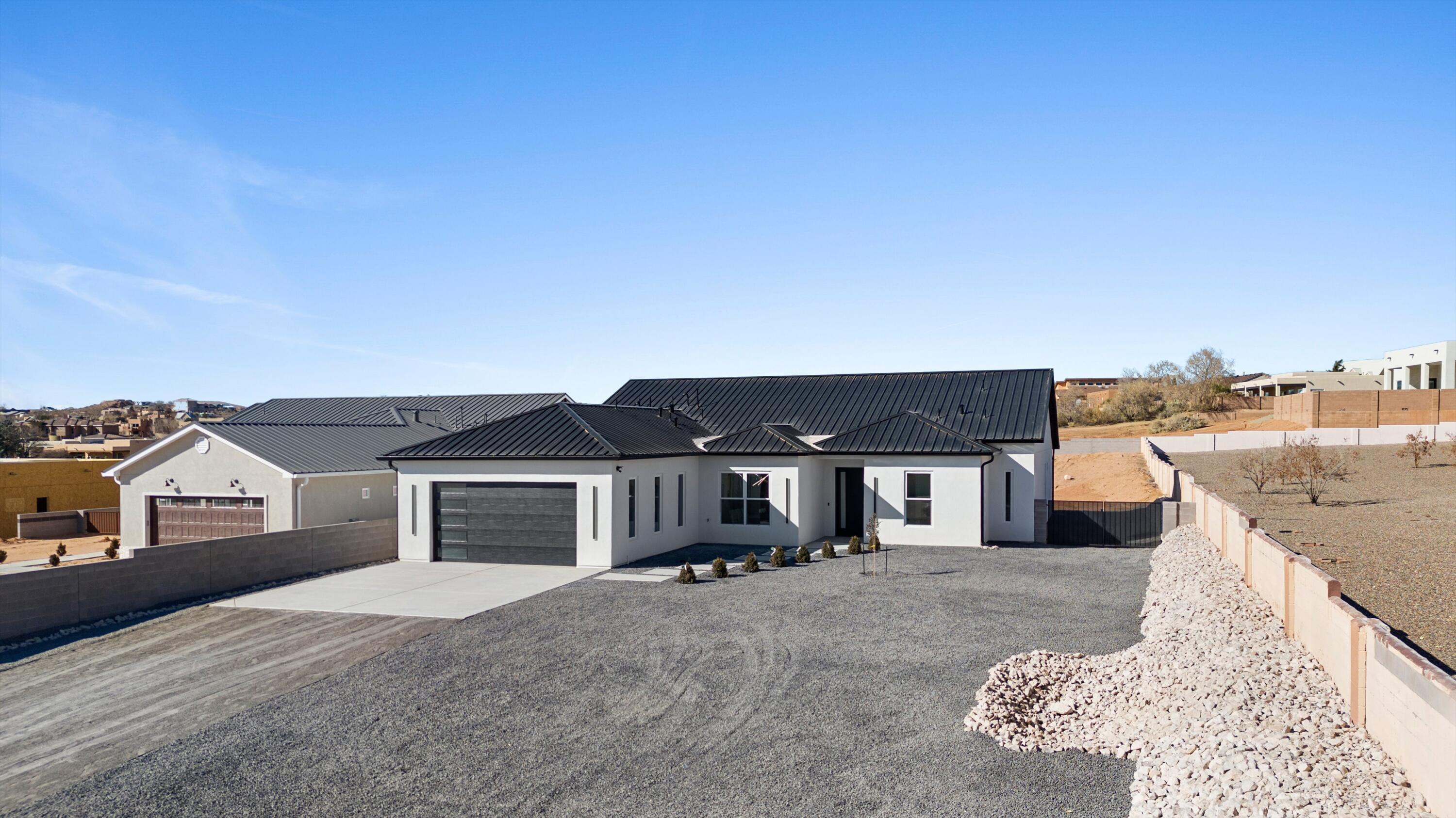 1541 Monterrey Road NE