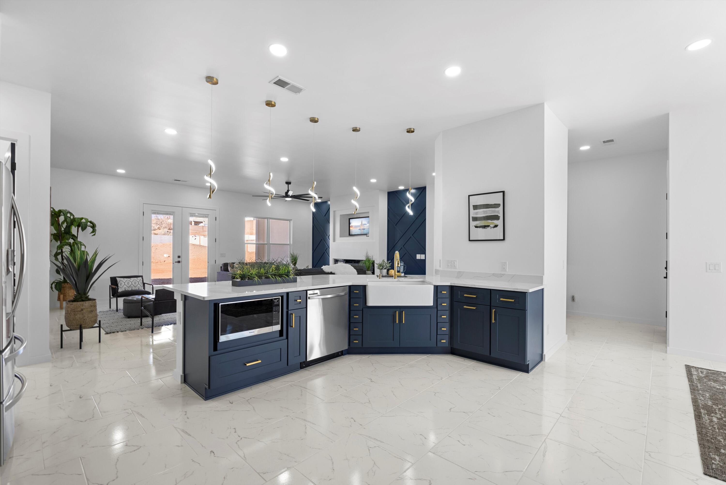 1541 Monterrey Road NE