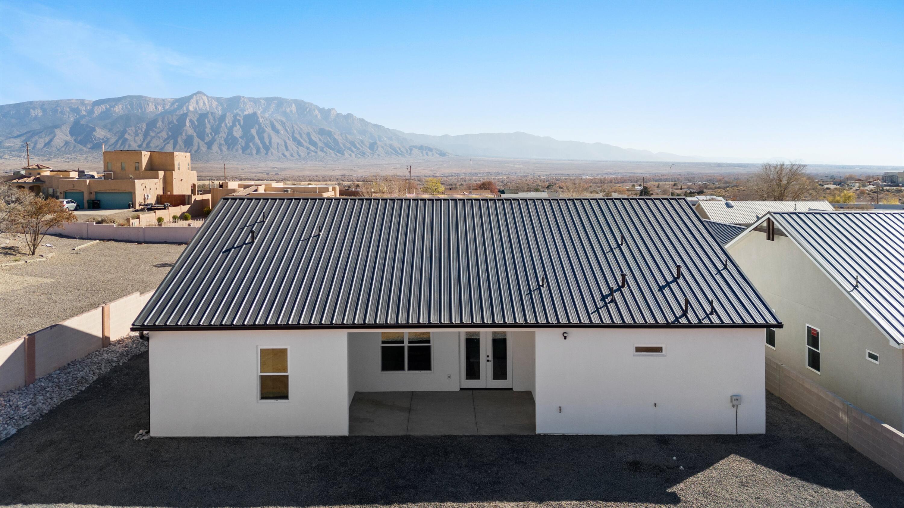 1541 Monterrey Road NE