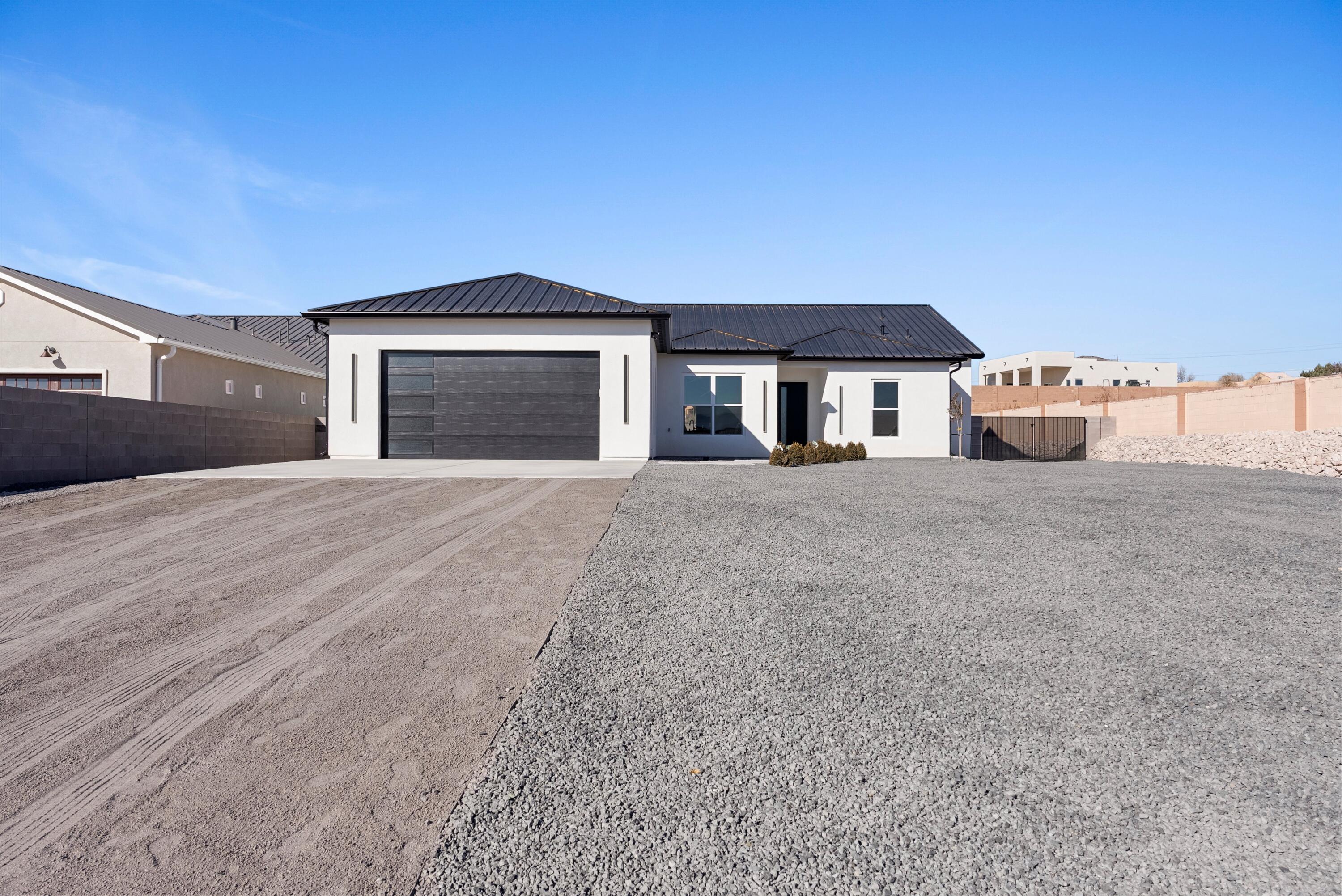 1541 Monterrey Road NE