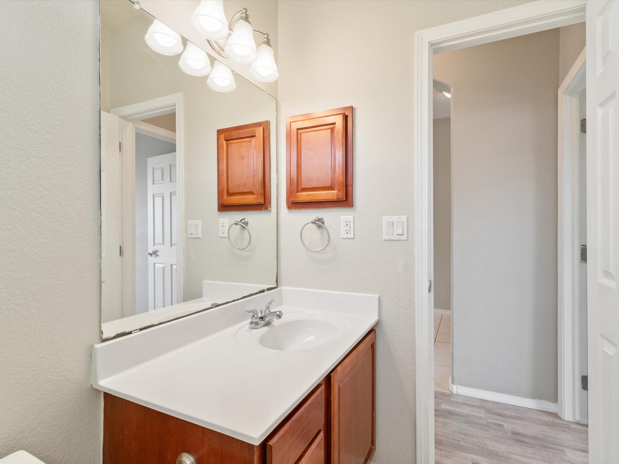 10501 CHANCE Court NW