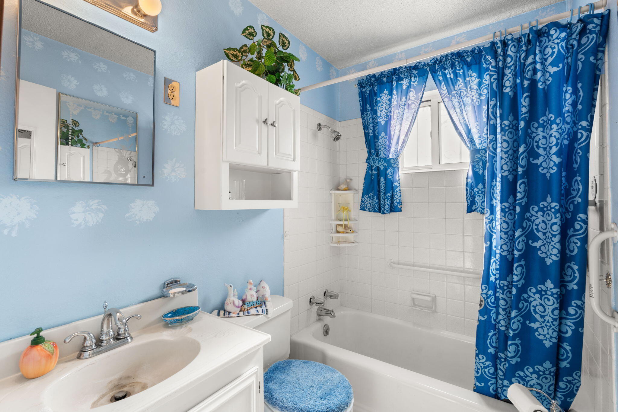 2122 RAVEN Lane SW