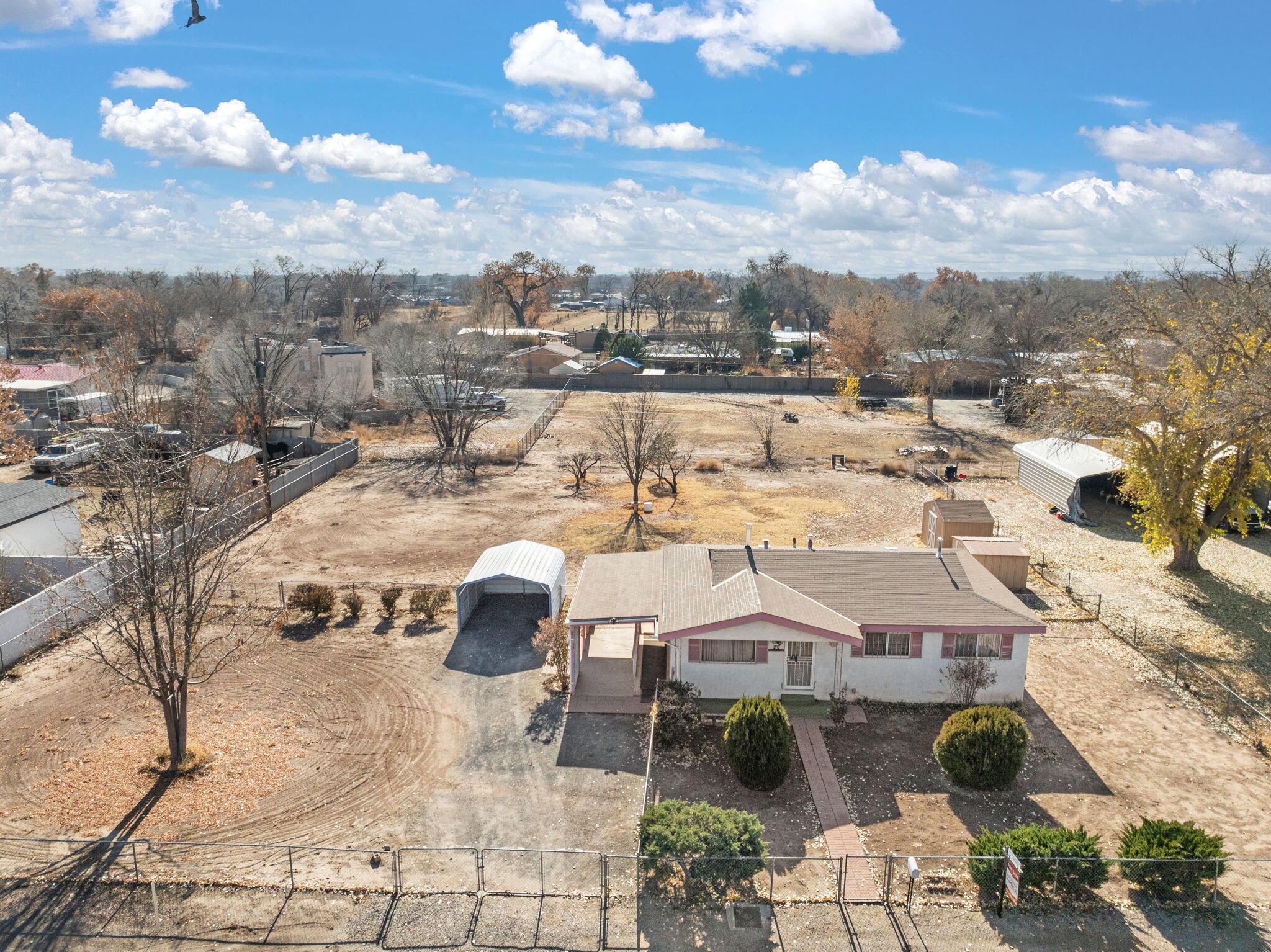 2122 RAVEN Lane SW