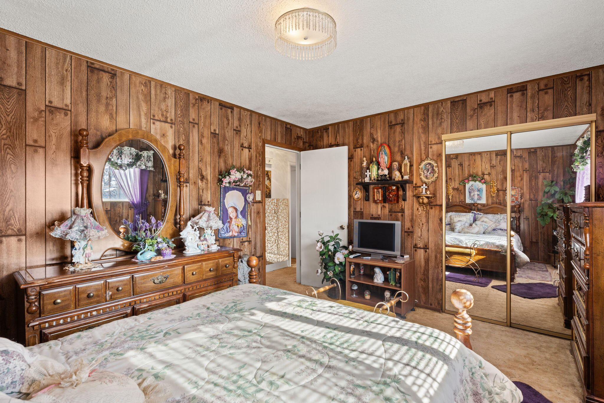 2122 RAVEN Lane SW