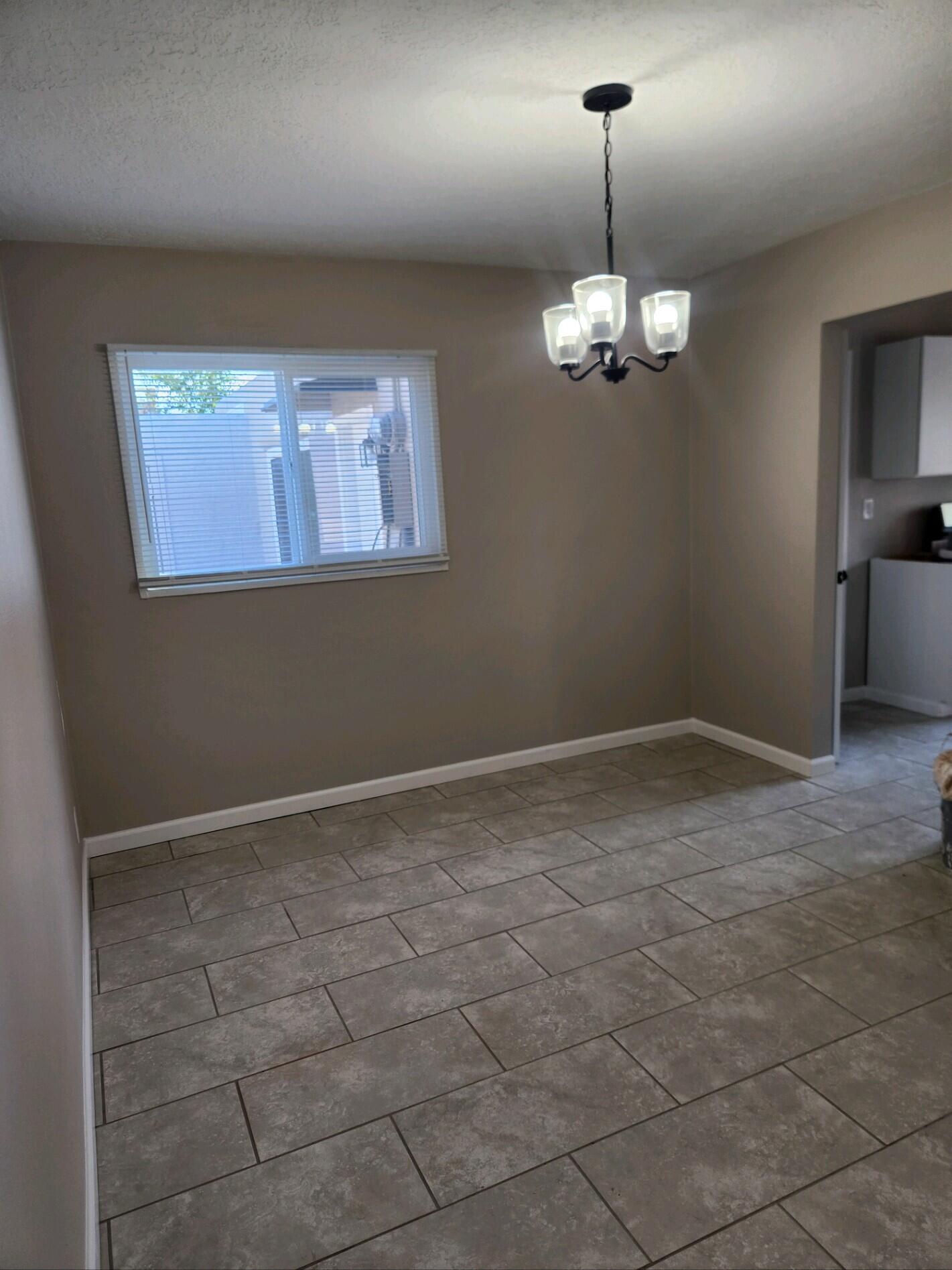 2704 MARY ELLEN Street NE