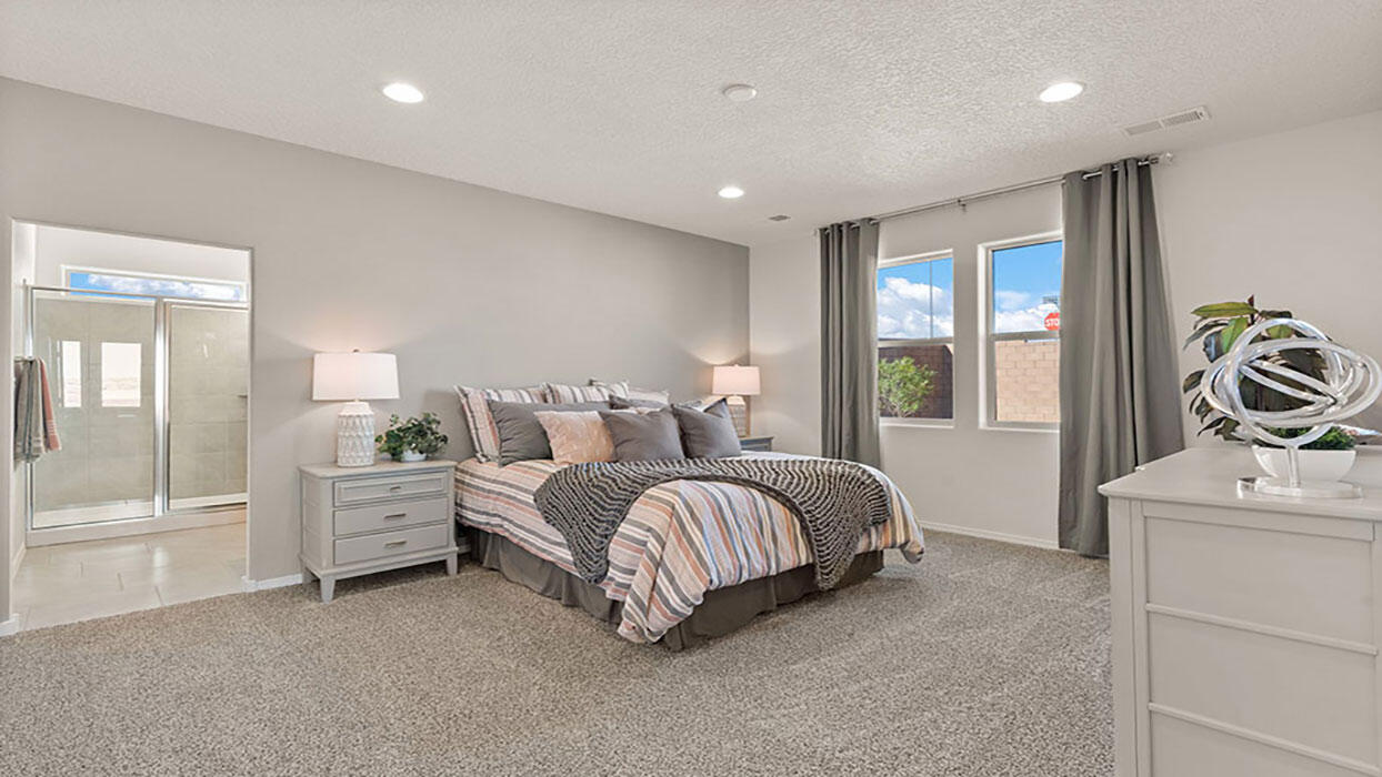 4107 Silver Springs Road NE