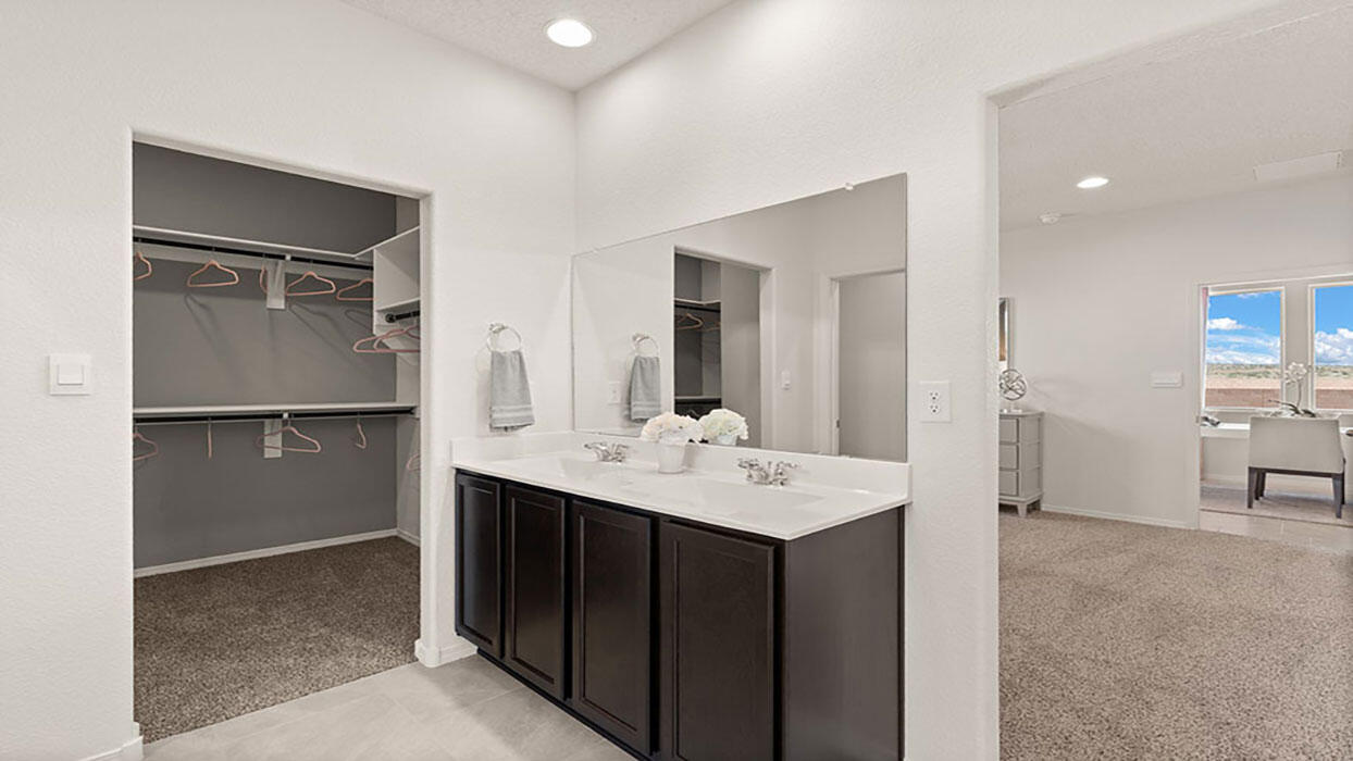 4107 Silver Springs Road NE