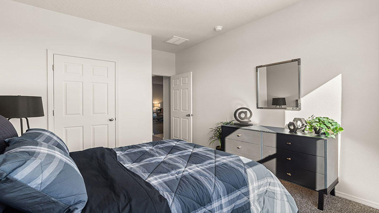 4107 Silver Springs Road NE