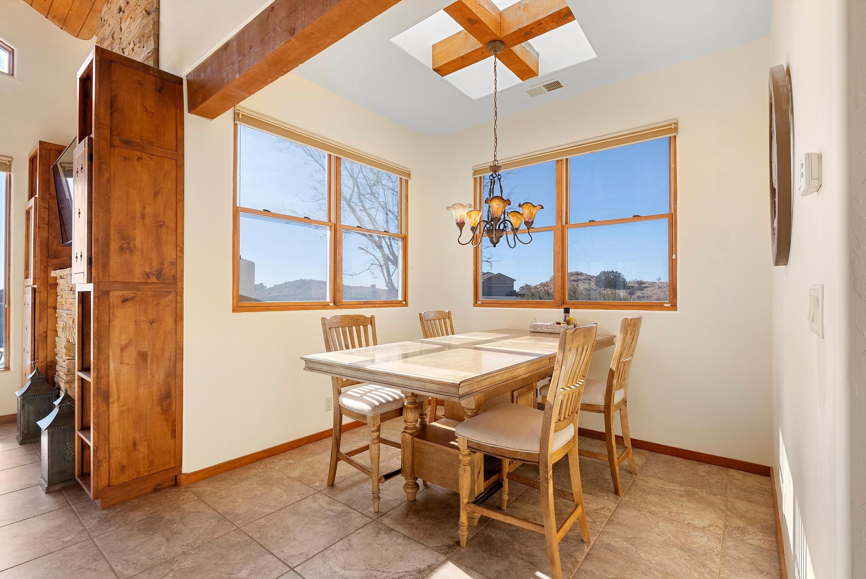5517 BARRANCA OVERLOOK Court NE