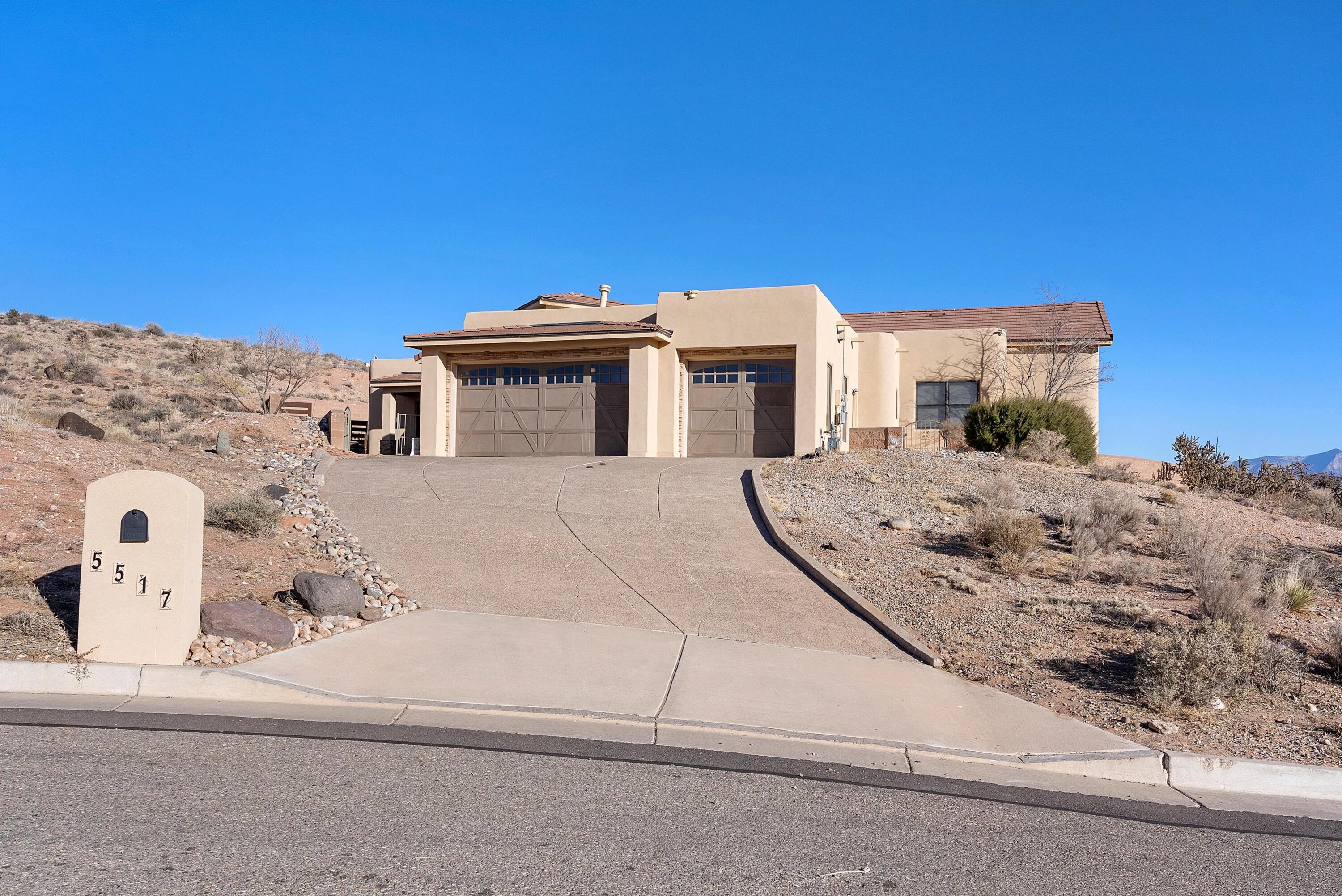 5517 BARRANCA OVERLOOK Court NE