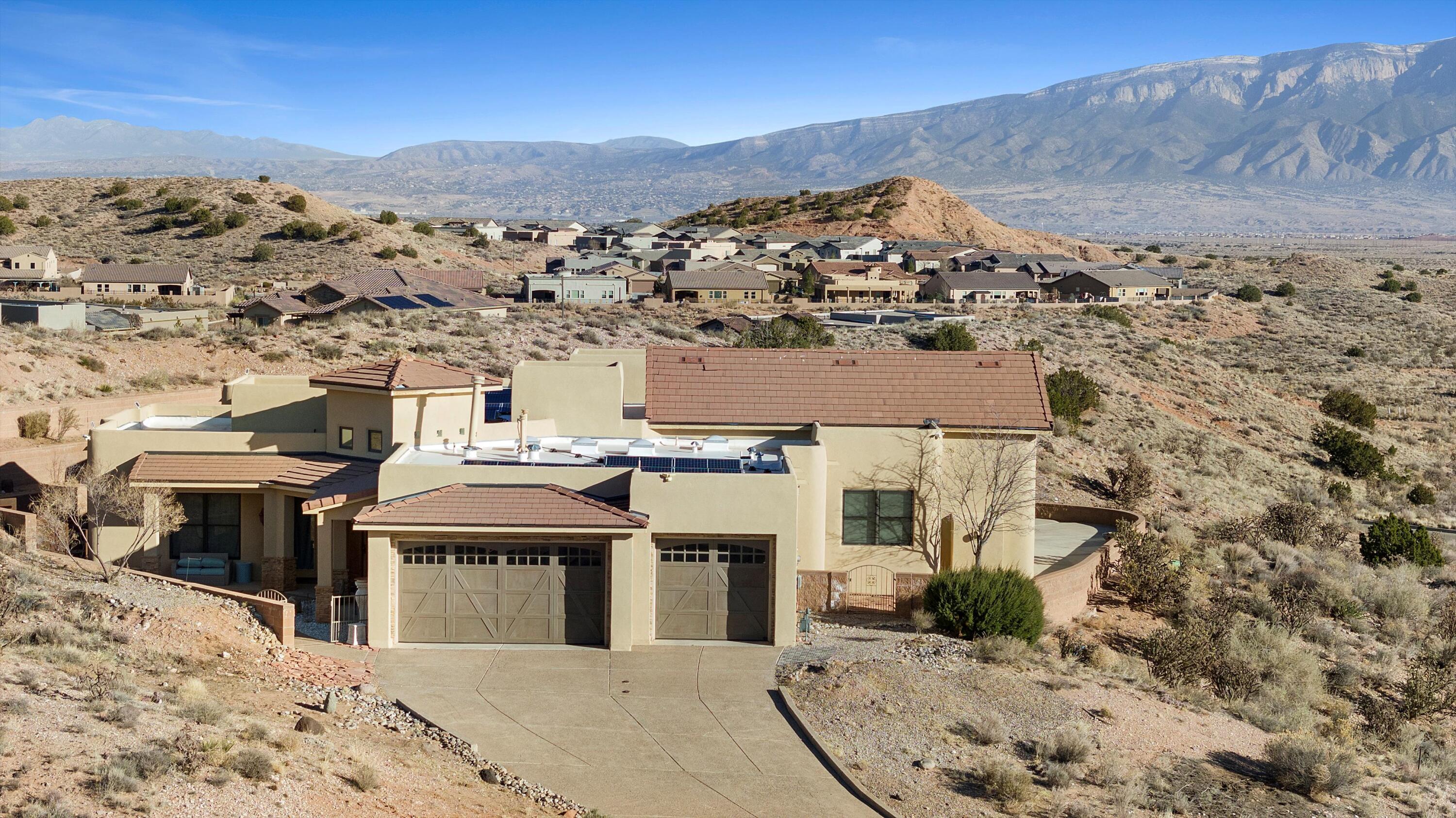 5517 BARRANCA OVERLOOK Court NE